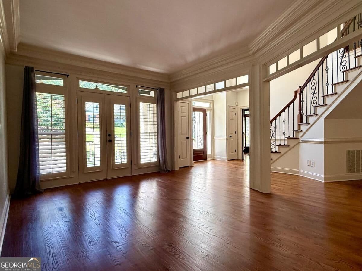 5 bedroom, 4.5 bathroom, 5,838 sq ft single family residence for sale at 4296 Bristlecone Drive, Marietta, GA 30064 — photo 6