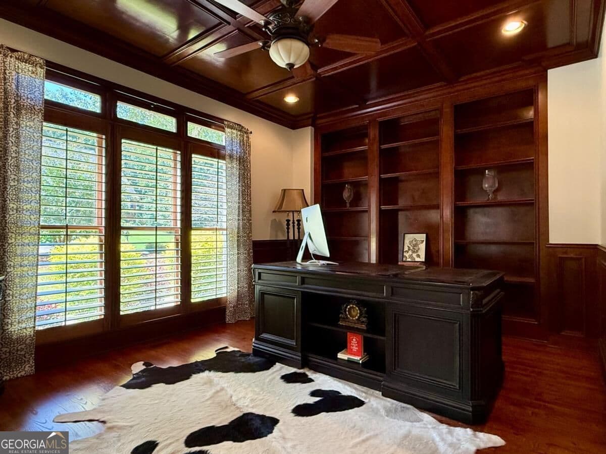 5 bedroom, 4.5 bathroom, 5,838 sq ft single family residence for sale at 4296 Bristlecone Drive, Marietta, GA 30064 — photo 10