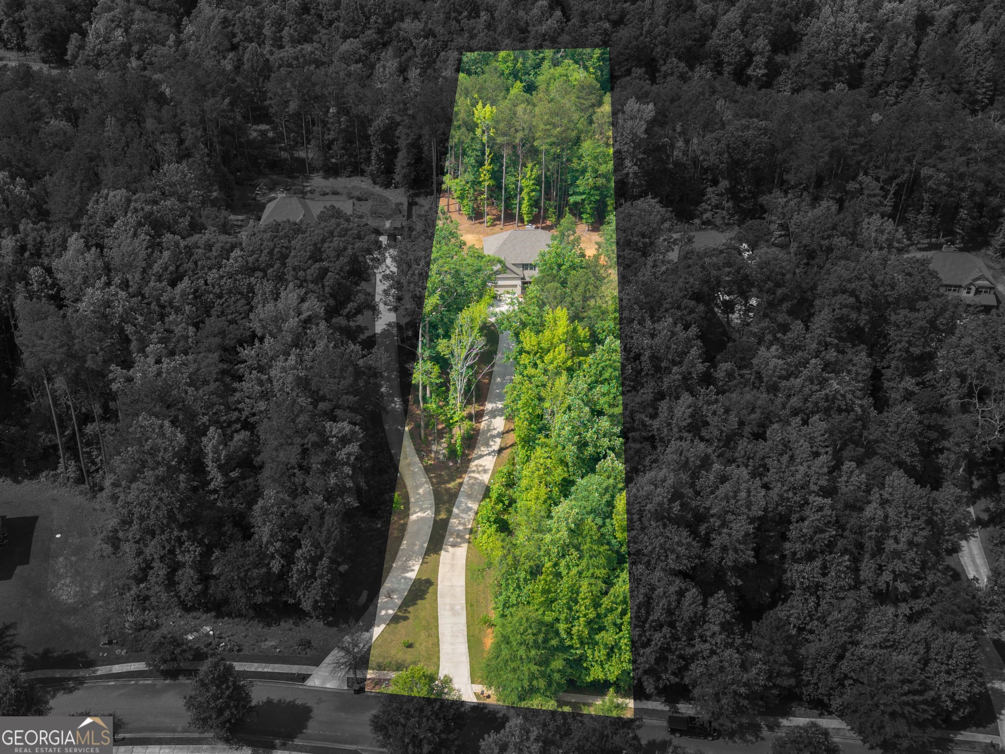 5 bedroom, 3 bathroom, 3,020 sq ft single family residence for sale at 2018 Emily Jane Drive, Griffin, GA 30224 — photo 2