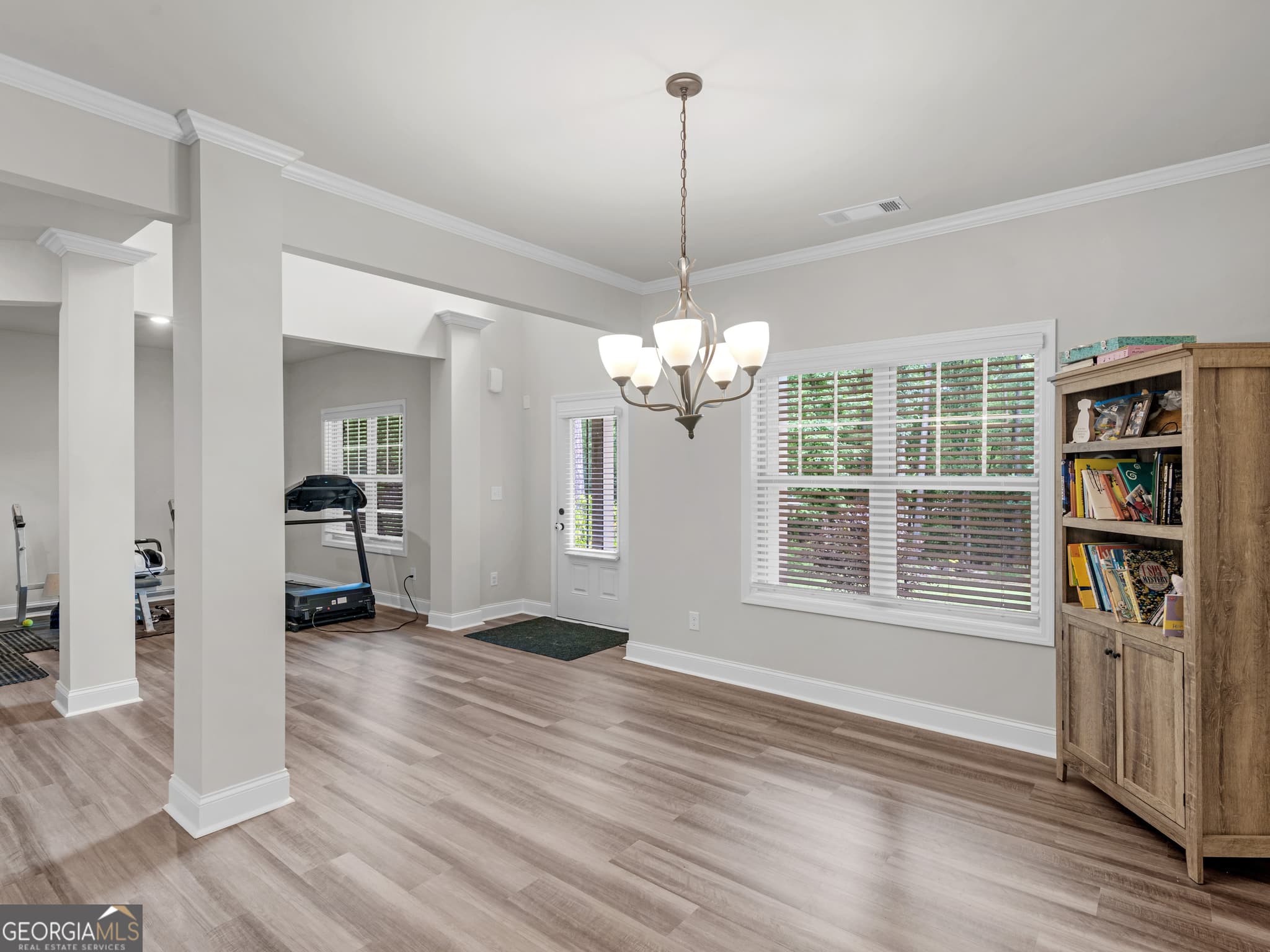 5 bedroom, 3 bathroom, 3,020 sq ft single family residence for sale at 2018 Emily Jane Drive, Griffin, GA 30224 — photo 8