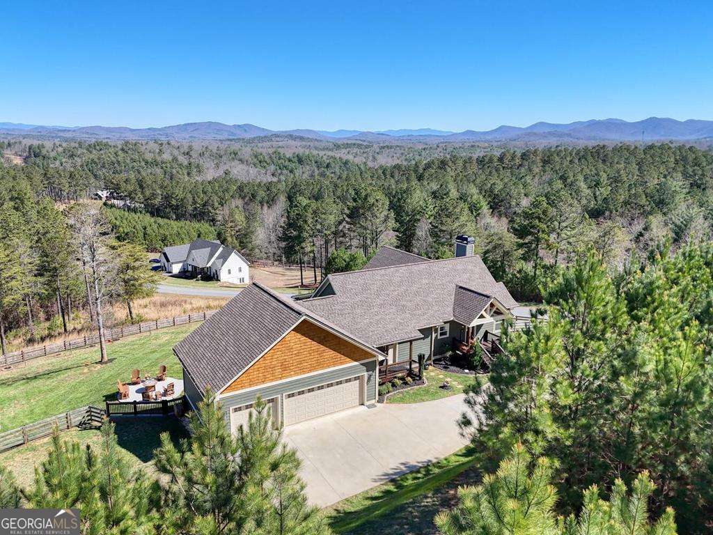 4 bedroom, 3 bathroom, 3,076 sq ft single family residence for sale at 1309 Ridge Pointe Way, Blairsville, GA 30512