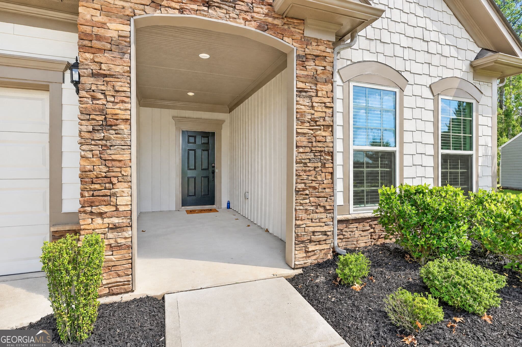 2 bedroom, 2 bathroom, 1,650 sq ft single family residence for sale at 314 Elkins Place, Peachtree City, GA 30269 — photo 3