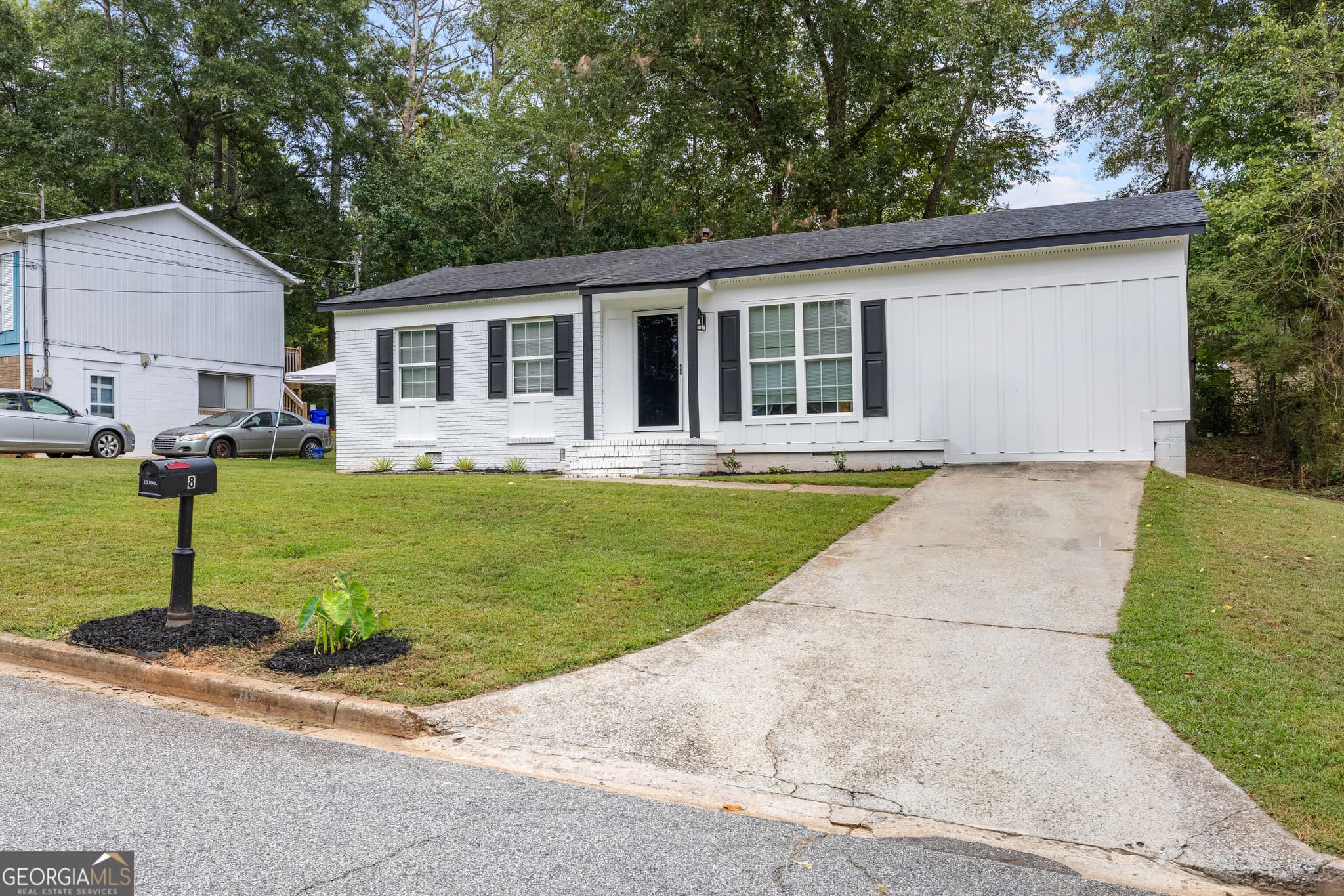 4 bedroom, 1 bathroom, 1,050 sq ft single family residence for sale at 8 Westgate Park Drive, Newnan, GA 30263