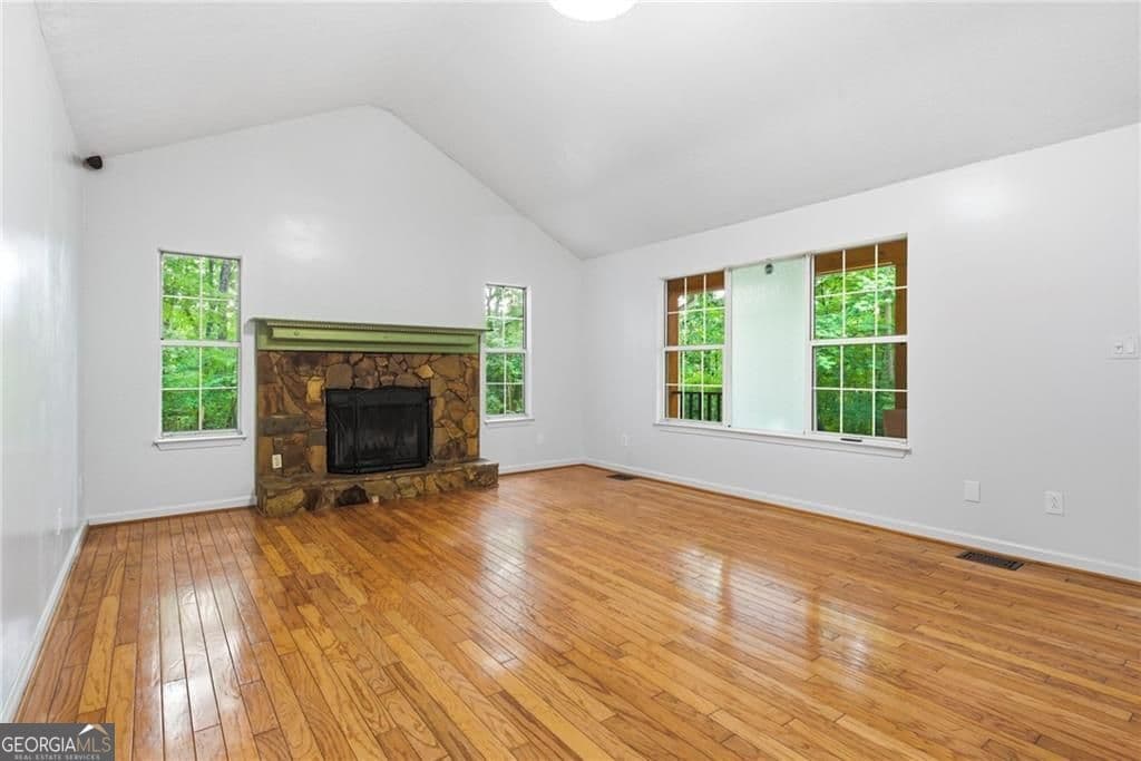 3 bedroom, 2.5 bathroom, 1,938 sq ft single family residence for sale at 5995 Cascade Palmetto Highway, Fairburn, GA 30213 — photo 8