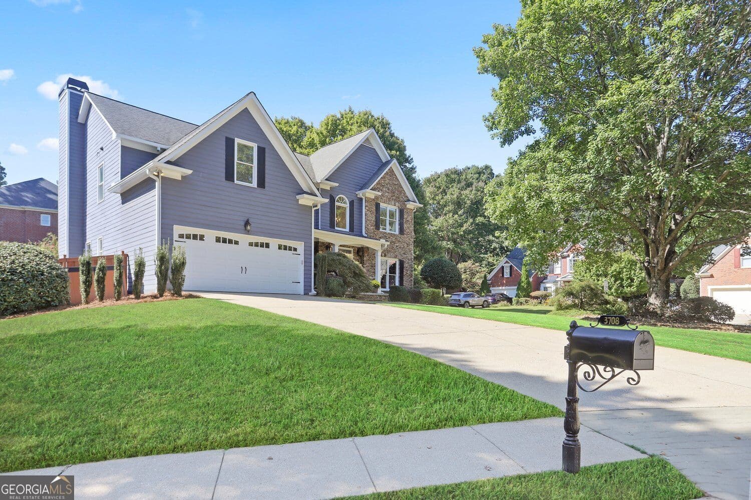 5 bedroom, 4.5 bathroom, 4,798 sq ft single family residence for sale at 3708 Tynemoore Trace, Smyrna, GA 30080 — photo 4