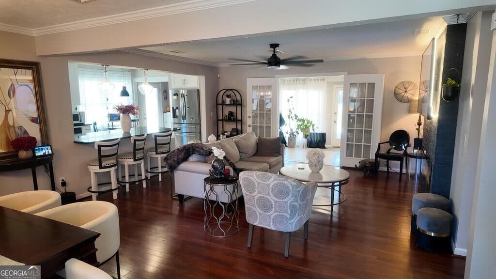 4 bedroom, 2 bathroom, 2,300 sq ft single family residence for sale at 7 Willowbrook Court, Columbus, GA 31909 — photo 4
