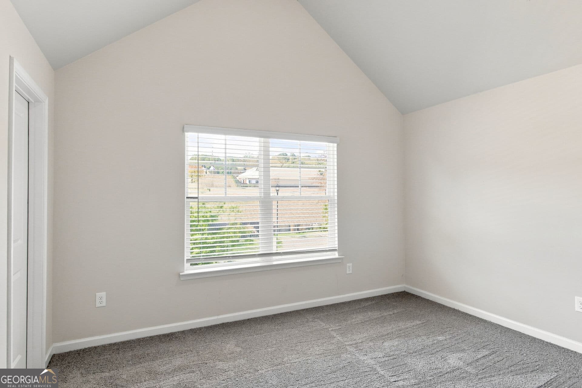 4 bedroom, 2.5 bathroom, 2,371 sq ft single family residence for sale at 1320 Grove Park Lane, Jonesboro, GA 30236 — photo 8