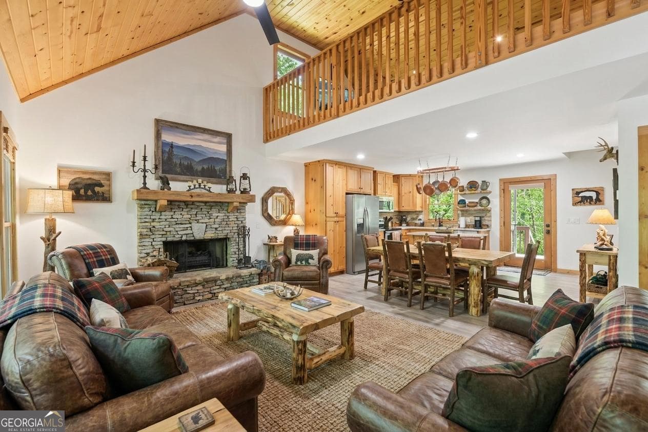 2 bedroom, 2 bathroom, 1,644 sq ft cabin,single family residence for sale at 40 Misty Hollow Drive, Dahlonega, GA 30533 — photo 8