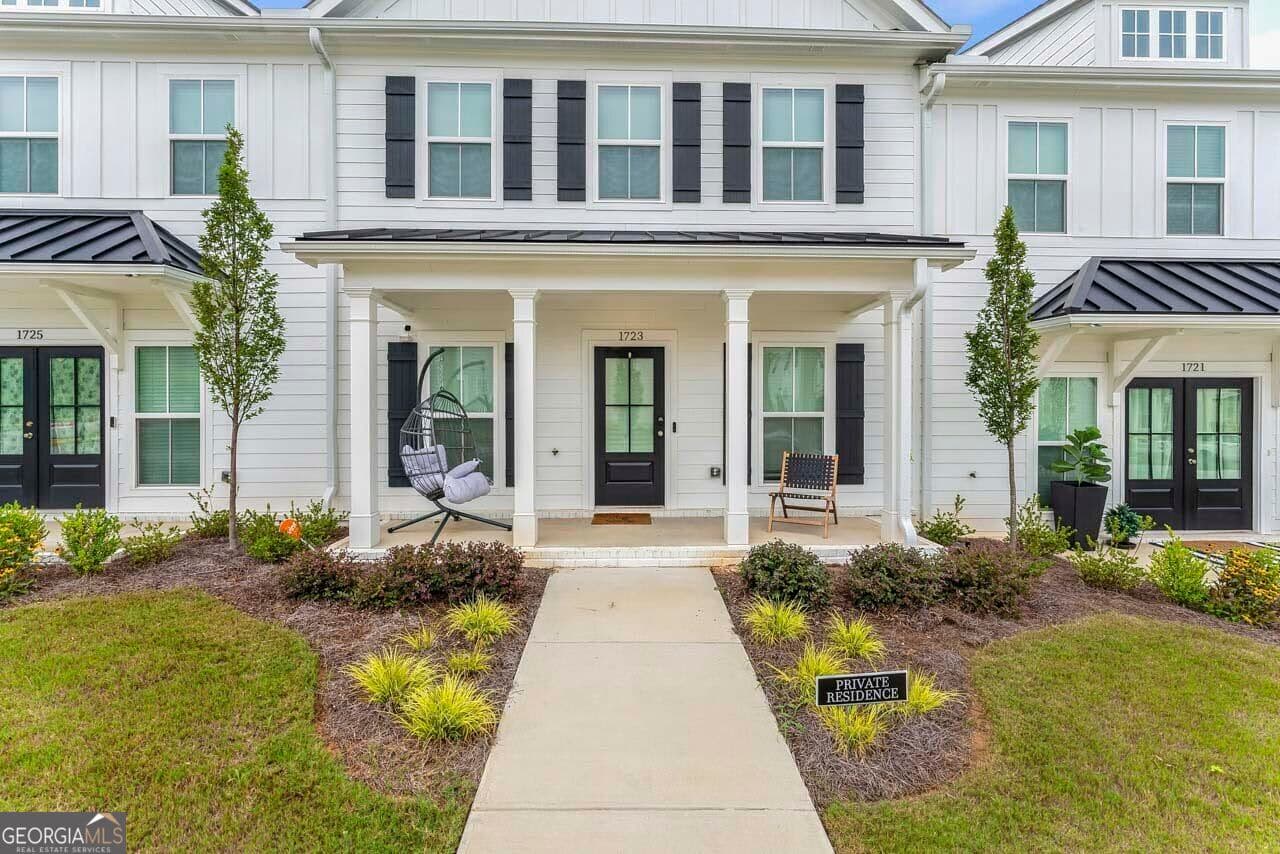 3 bedroom, 2.5 bathroom, 1,968 sq ft single family residence for sale at 1723 Prospect Way, Conyers, GA 30094 — photo 2