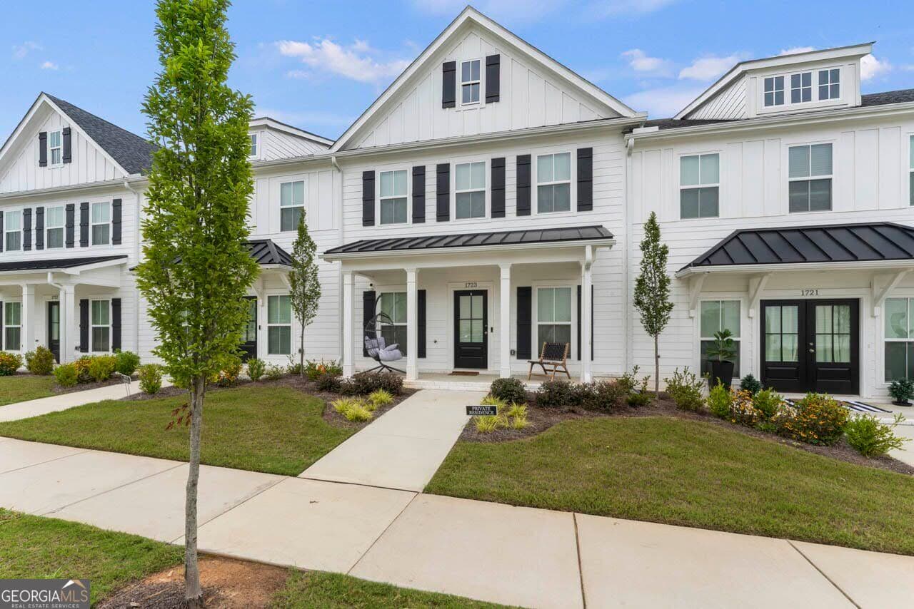 3 bedroom, 2.5 bathroom, 1,968 sq ft single family residence for sale at 1723 Prospect Way, Conyers, GA 30094 — photo 1 of 28