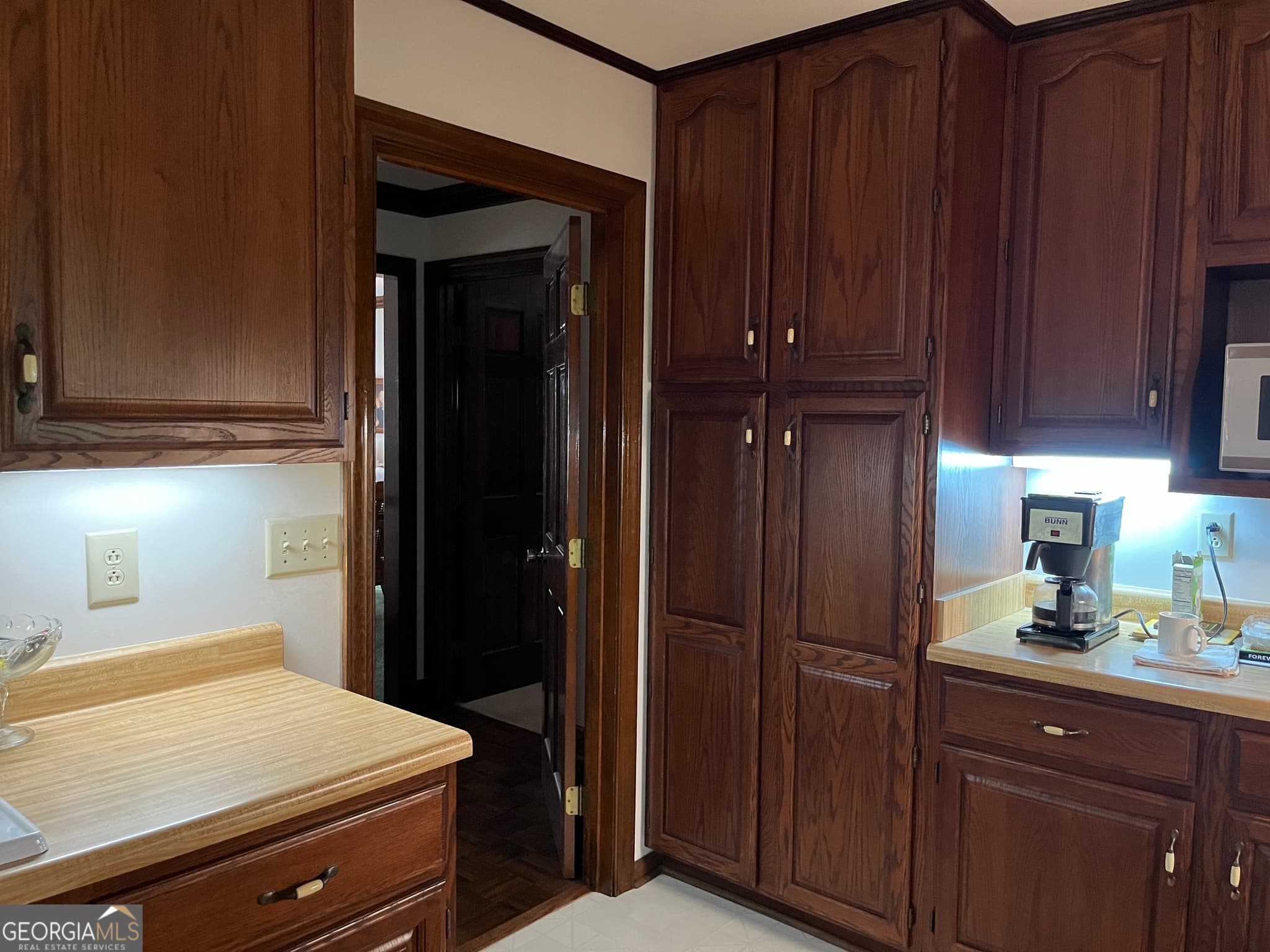 3 bedroom, 3 bathroom, 3,357 sq ft single family residence for sale at 149 Alexandria Drive, Macon, GA 31210 — photo 4