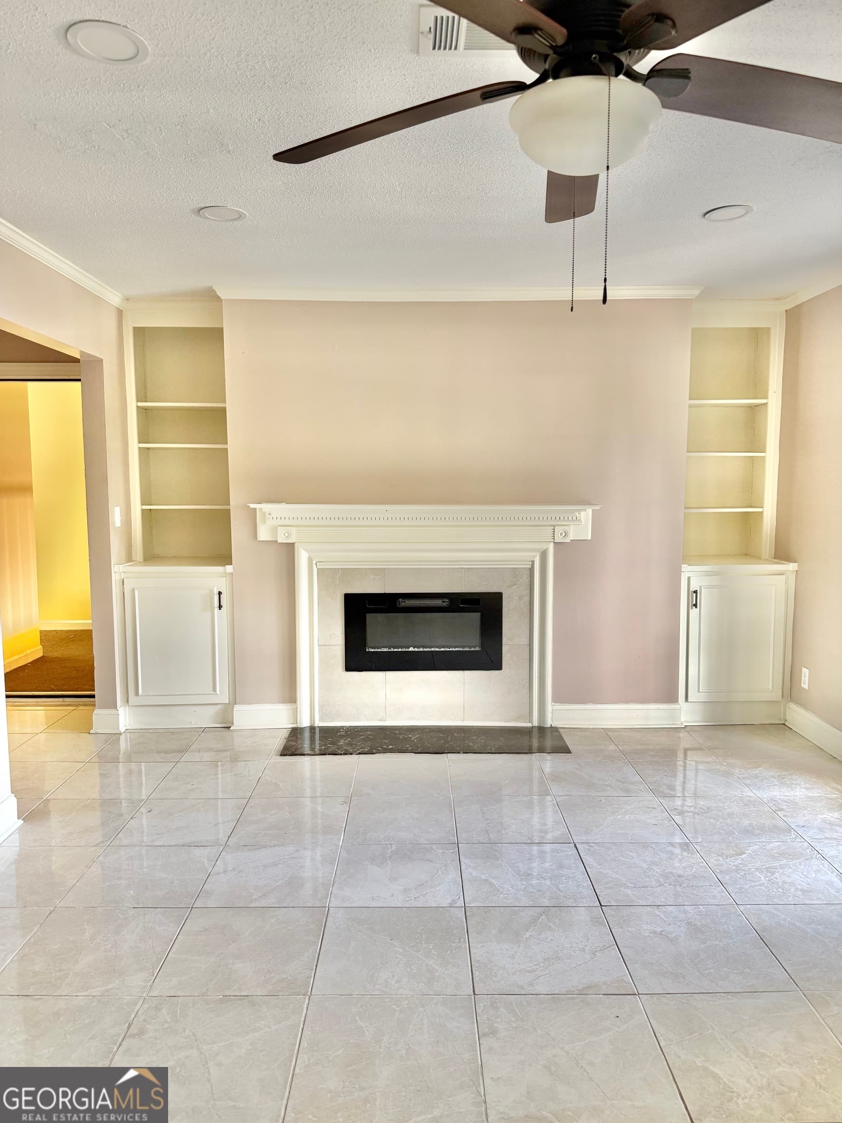 2 bedroom, 2 bathroom, 1,376 sq ft condominium for rent at 48 Le Parc Fontaine, Lithonia, GA 30038 for $1,400 a month — photo 3