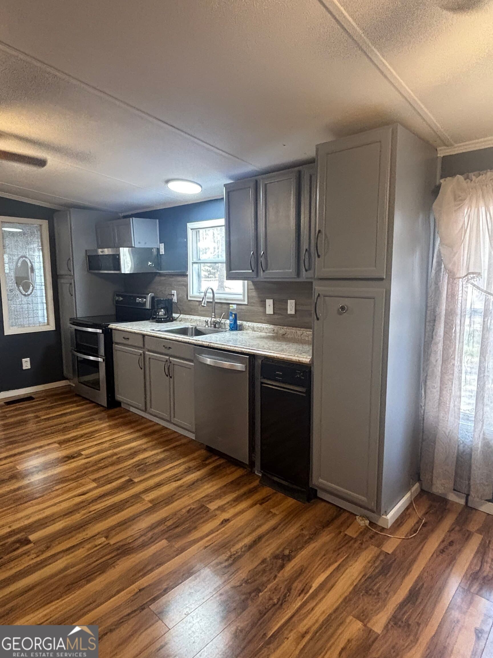 3 bedroom, 2 bathroom, 1,956 sq ft manufactured home,single family residence for sale at 108 Beecher Drive, Guyton, GA 31312 — photo 10