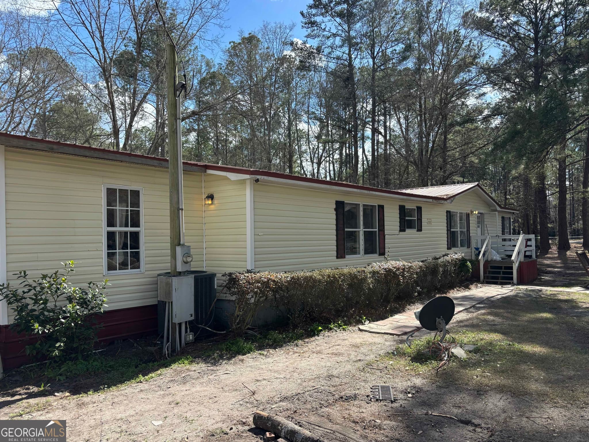 3 bedroom, 2 bathroom, 1,956 sq ft manufactured home,single family residence for sale at 108 Beecher Drive, Guyton, GA 31312 — photo 4