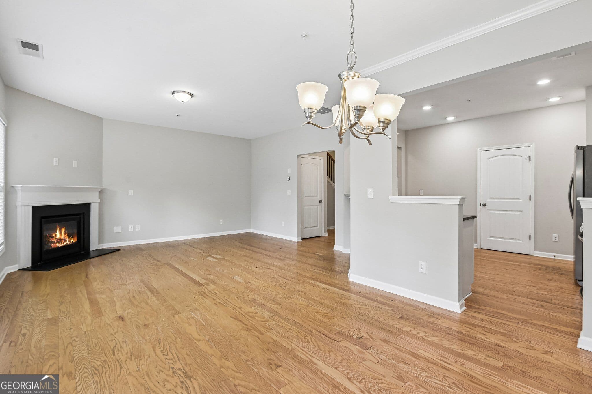 3 bedroom, 2.5 bathroom, 2,020 sq ft townhouse for rent at 1208 Foxcroft Lane, Cumming, GA 30041 for $2,100 a month — photo 7