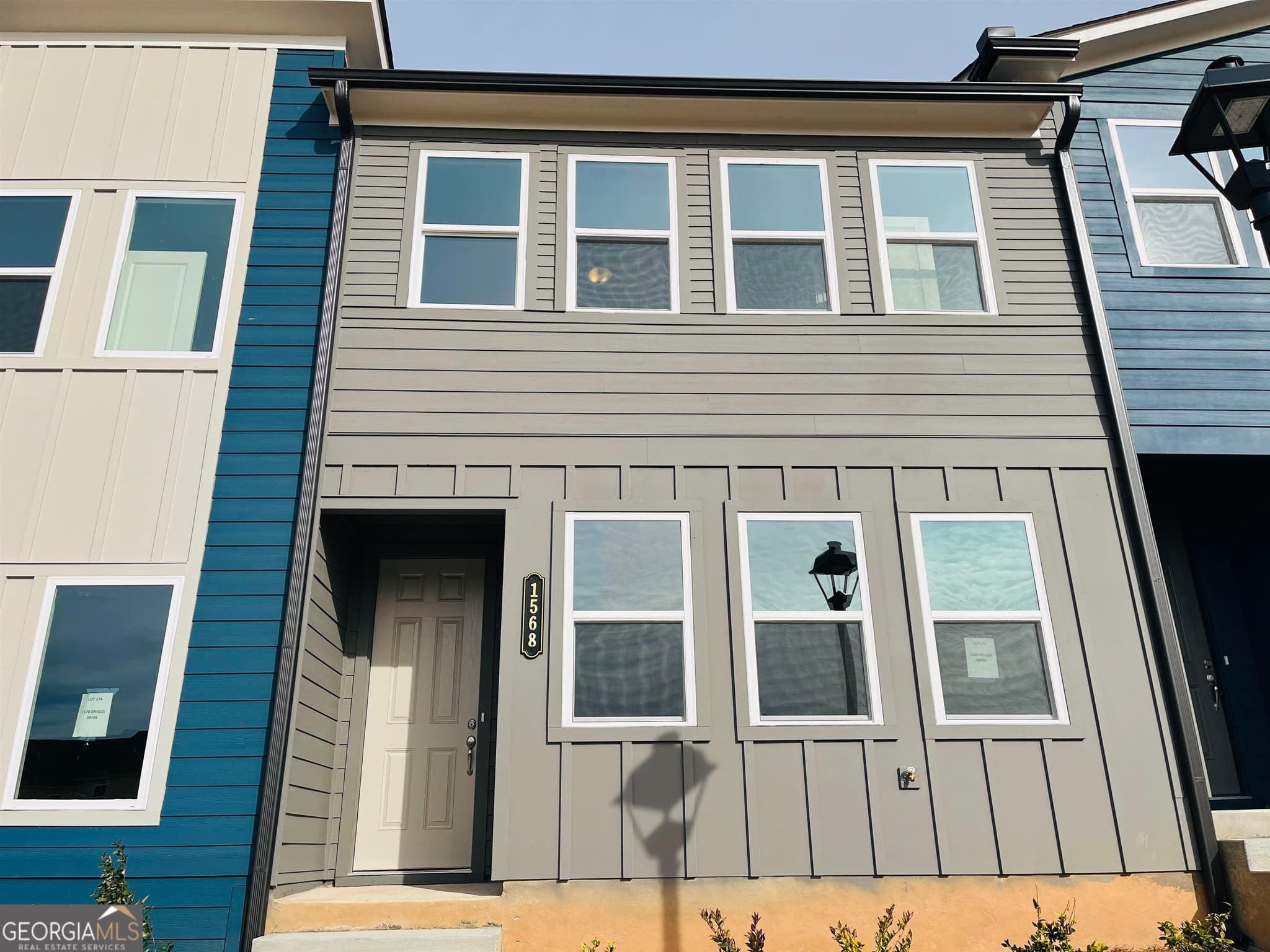 3 bedroom, 2.5 bathroom, 1,507 sq ft townhouse for rent at 1568 Driggs Drive, Atlanta, GA 30318 for $2,595 a month — photo 1 of 1