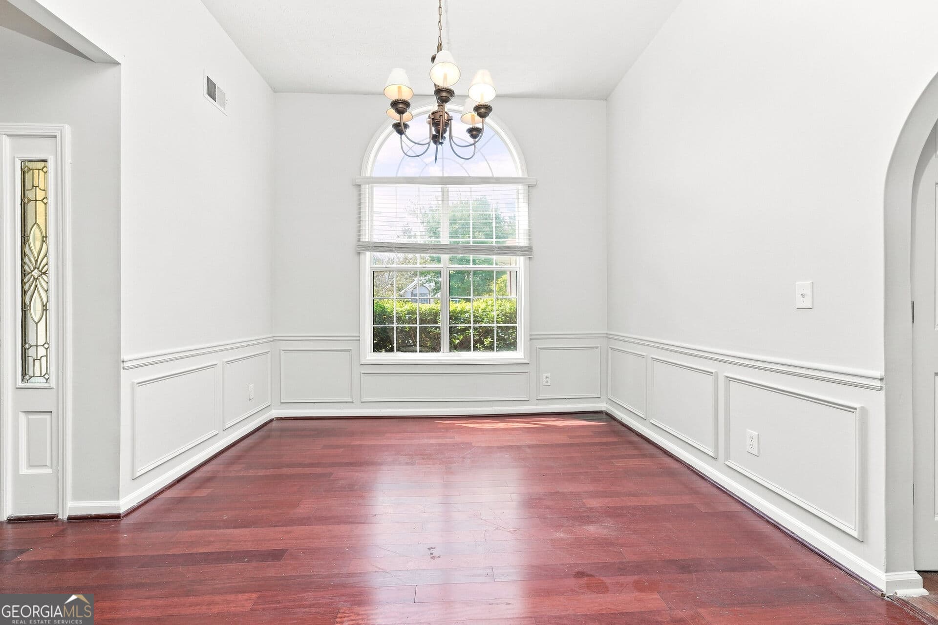 5 bedroom, 3 bathroom, 3,545 sq ft single family residence for sale at 4304 Talmadge Trace, Snellville, GA 30039 — photo 7