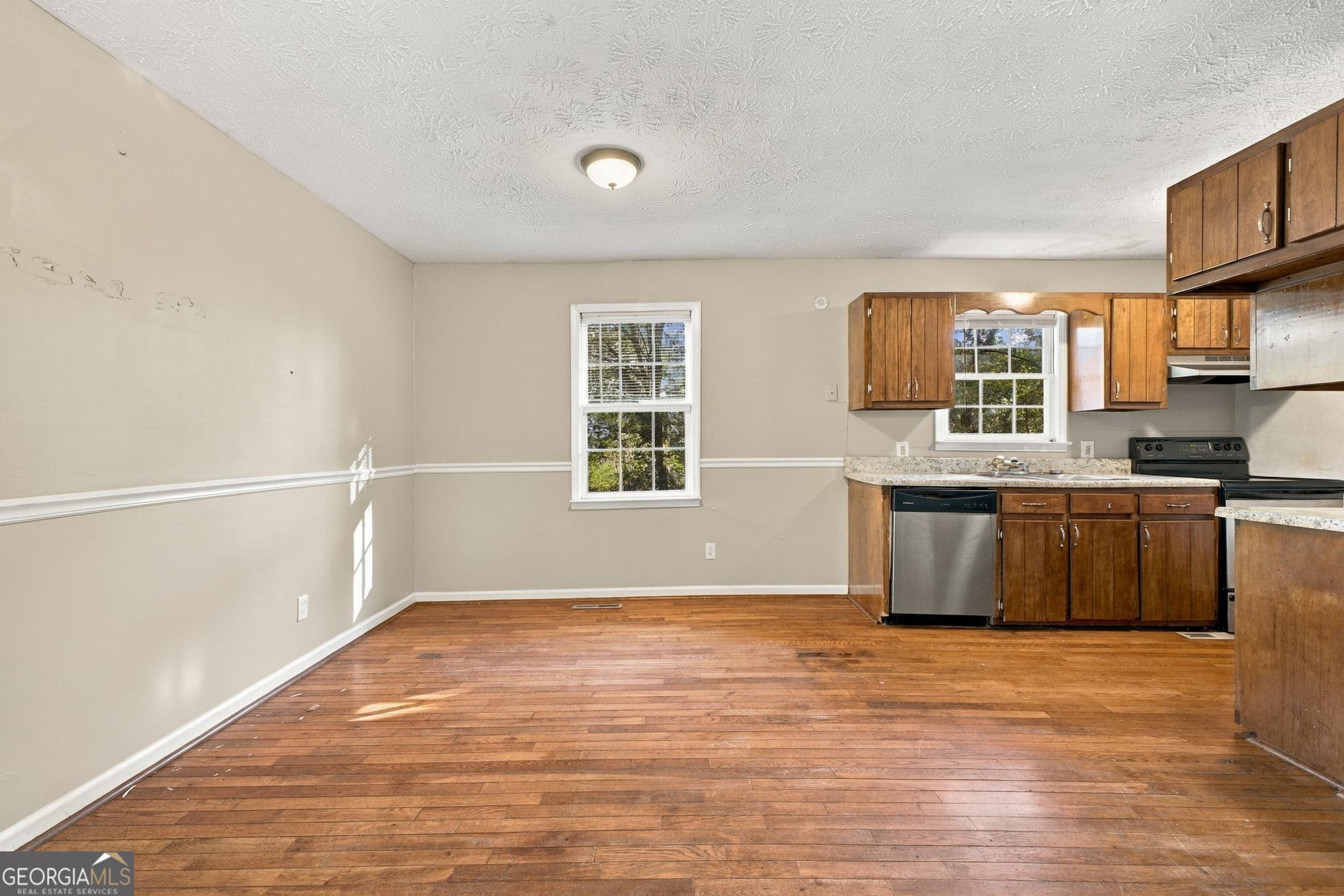 3 bedroom, 2 bathroom, 1,000 sq ft single family residence for sale at 206 Briarwood Drive, Calhoun, GA 30701 — photo 9