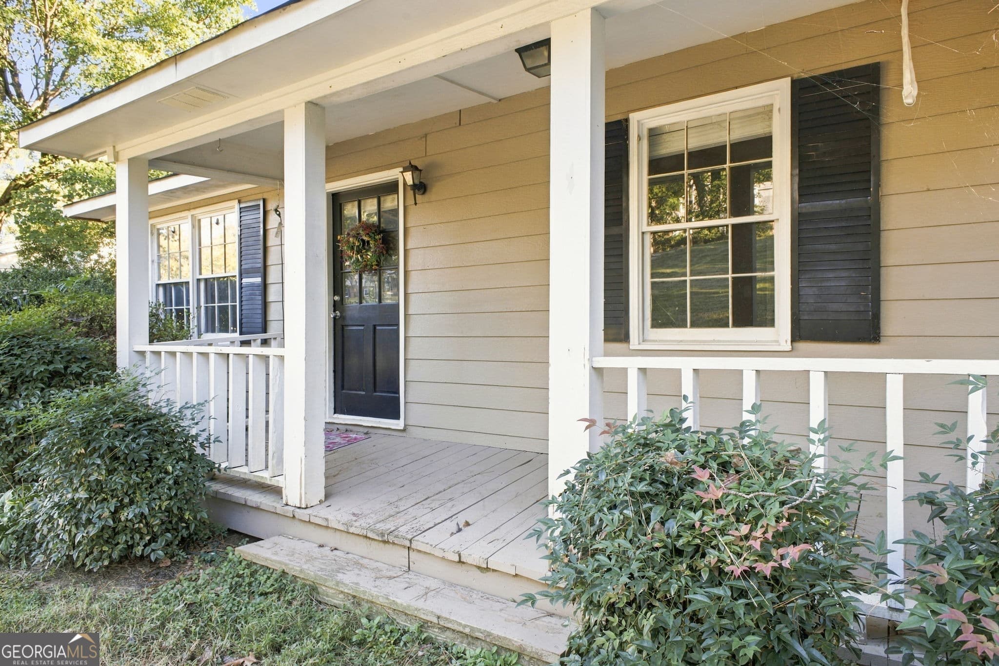 3 bedroom, 2 bathroom, 1,000 sq ft single family residence for sale at 206 Briarwood Drive, Calhoun, GA 30701 — photo 4