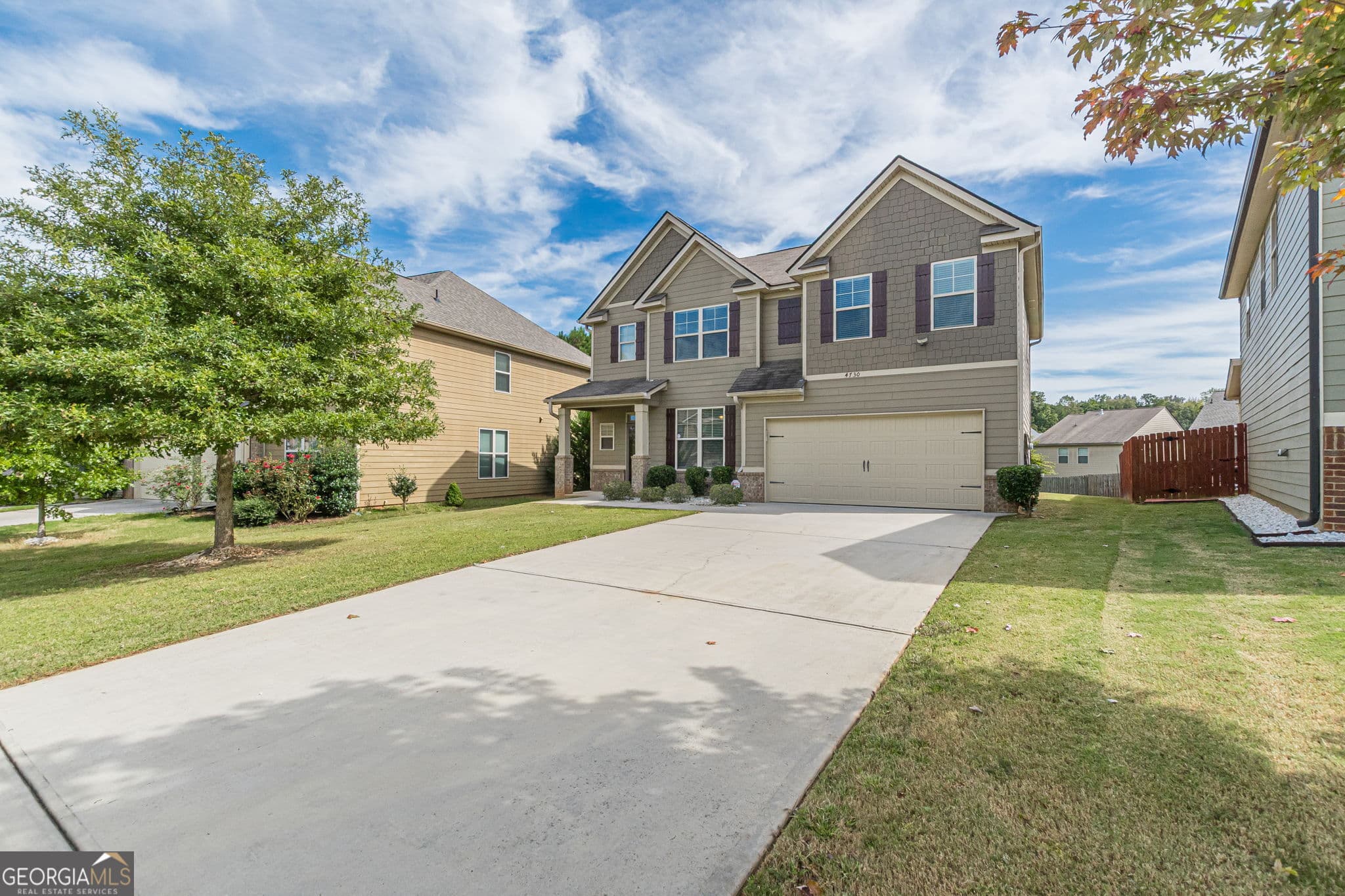 4 bedroom, 2.5 bathroom, 2,403 sq ft single family residence for rent at 4730 Brookwood Place, Atlanta, GA 30349 for $2,450 a month — photo 2
