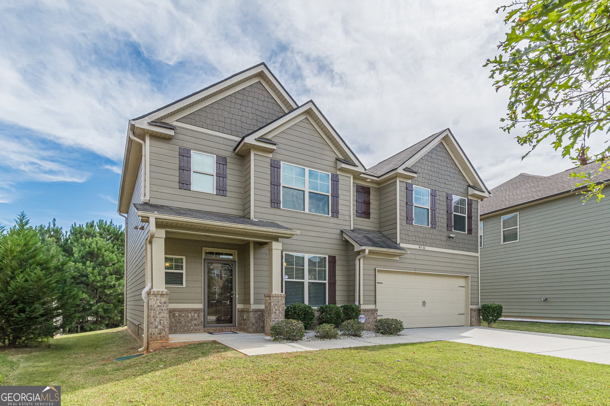 4 bedroom, 2.5 bathroom, 2,403 sq ft single family residence for rent at 4730 Brookwood Place, Atlanta, GA 30349 for $2,450 a month — photo 3