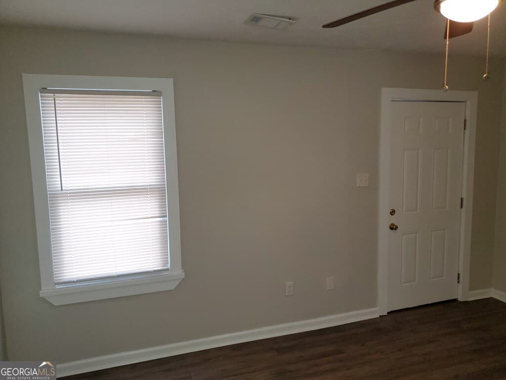 2 bedroom, 1 bathroom single family residence for rent at 114 W Mary Street, Dublin, GA 31021 for $895 a month — photo 4