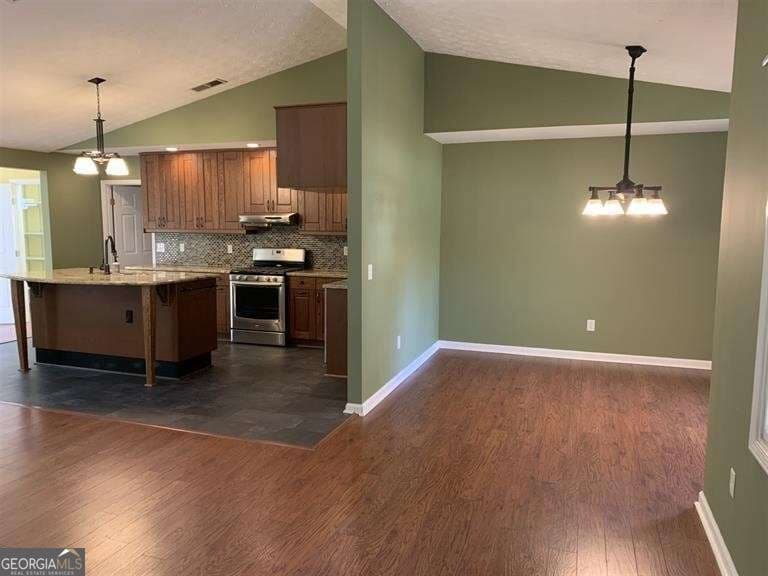 4 bedroom, 2 bathroom, 1,506 sq ft single family residence for rent at 146 Sweetgum Road, Peachtree City, GA 30269 for $2,550 a month — photo 5