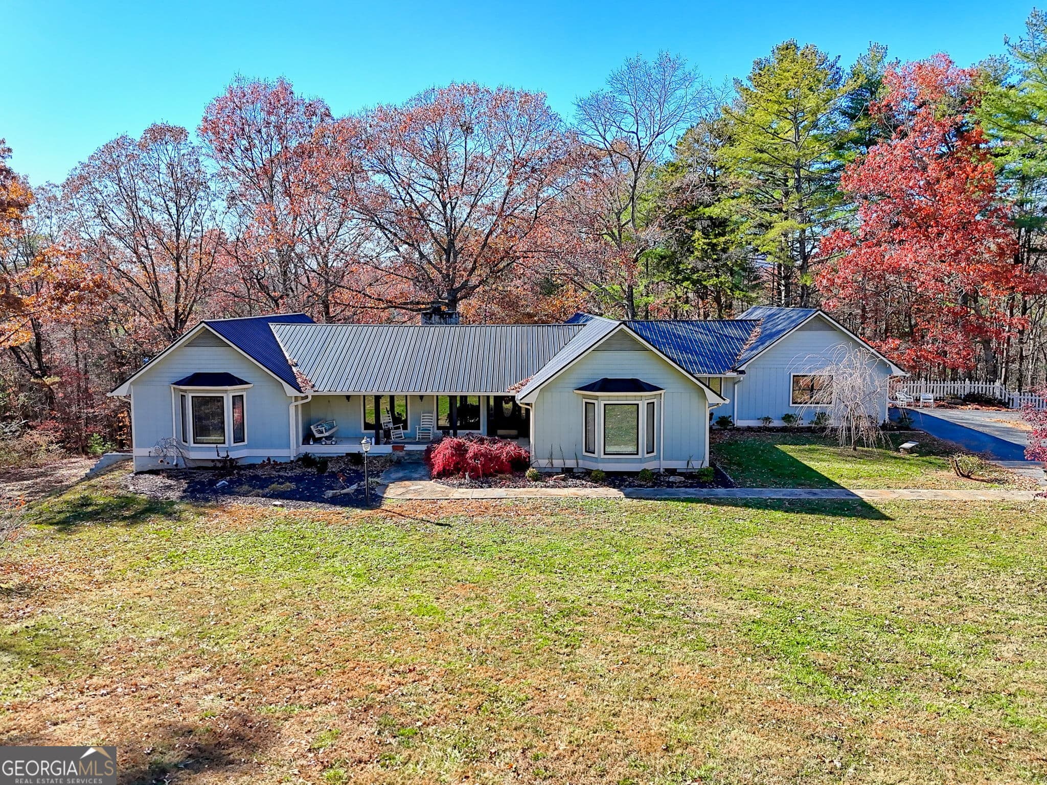 4 bedroom, 4.5 bathroom, 3,340 sq ft single family residence for sale at 428 Orchard View Lane, Lakemont, GA 30552