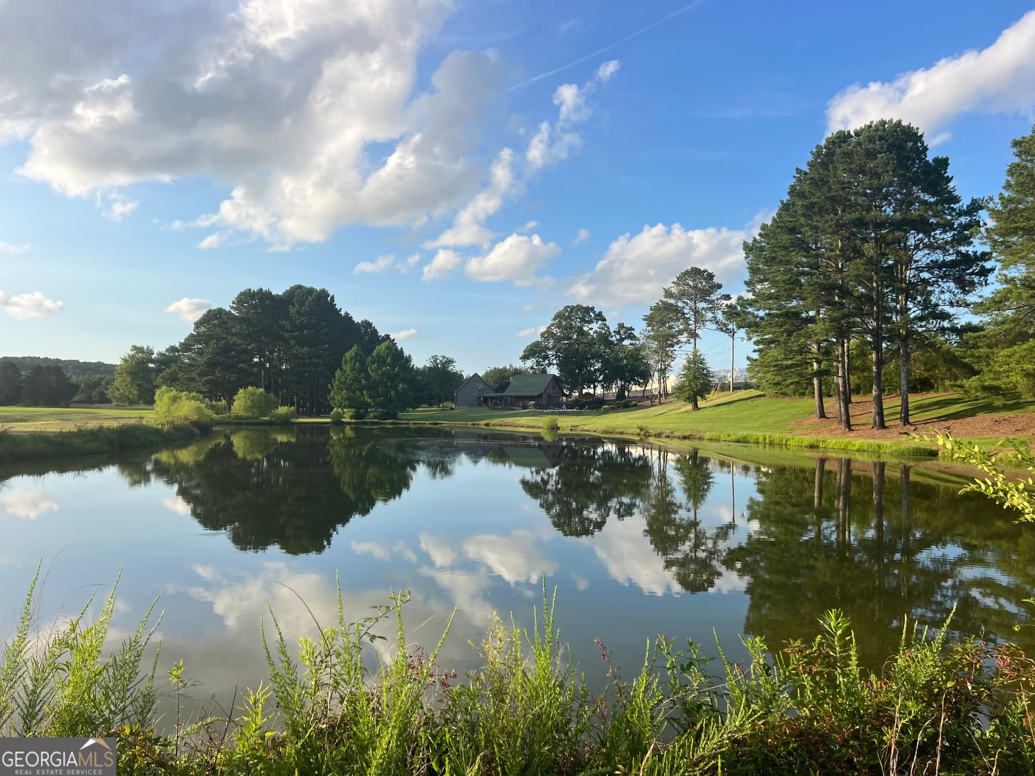 3 bedroom, 3 bathroom, 2,000 sq ft cabin,single family residence sold at 3570 LEES CHAPLE Road, Cedartown, GA 30125