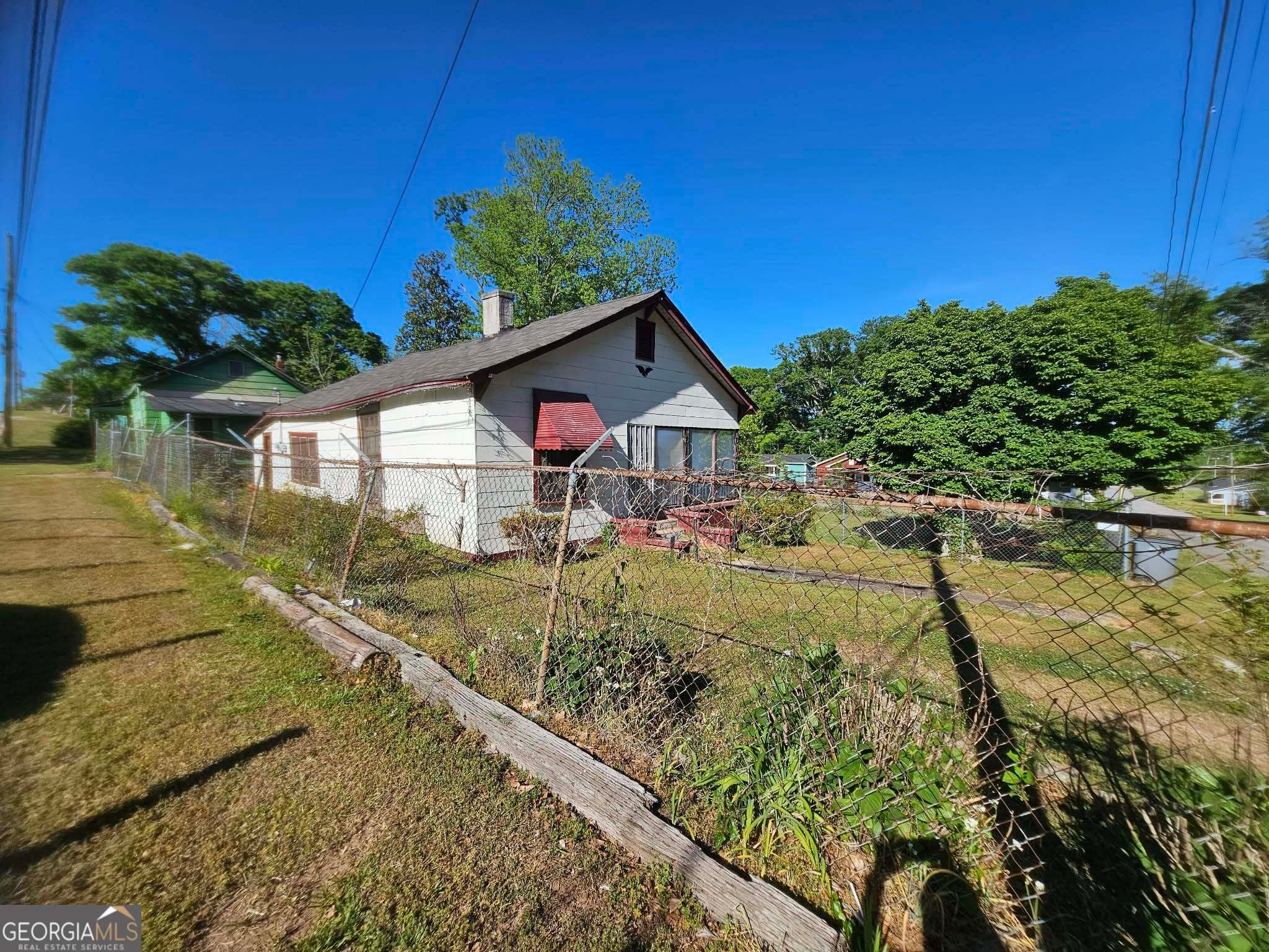 2 bedroom, 1 bathroom, 1,192 sq ft single family residence for sale at 209 Dix Street, Lagrange, GA 30241 — photo 5