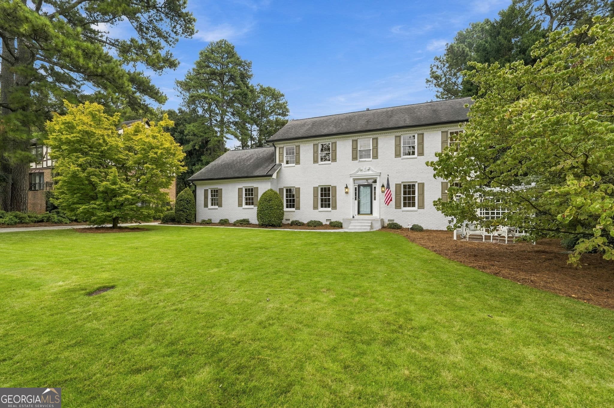 5 bedroom, 3 bathroom, 3,300 sq ft single family residence for sale at 3093 Terramar Drive, Atlanta, GA 30341 — photo 2