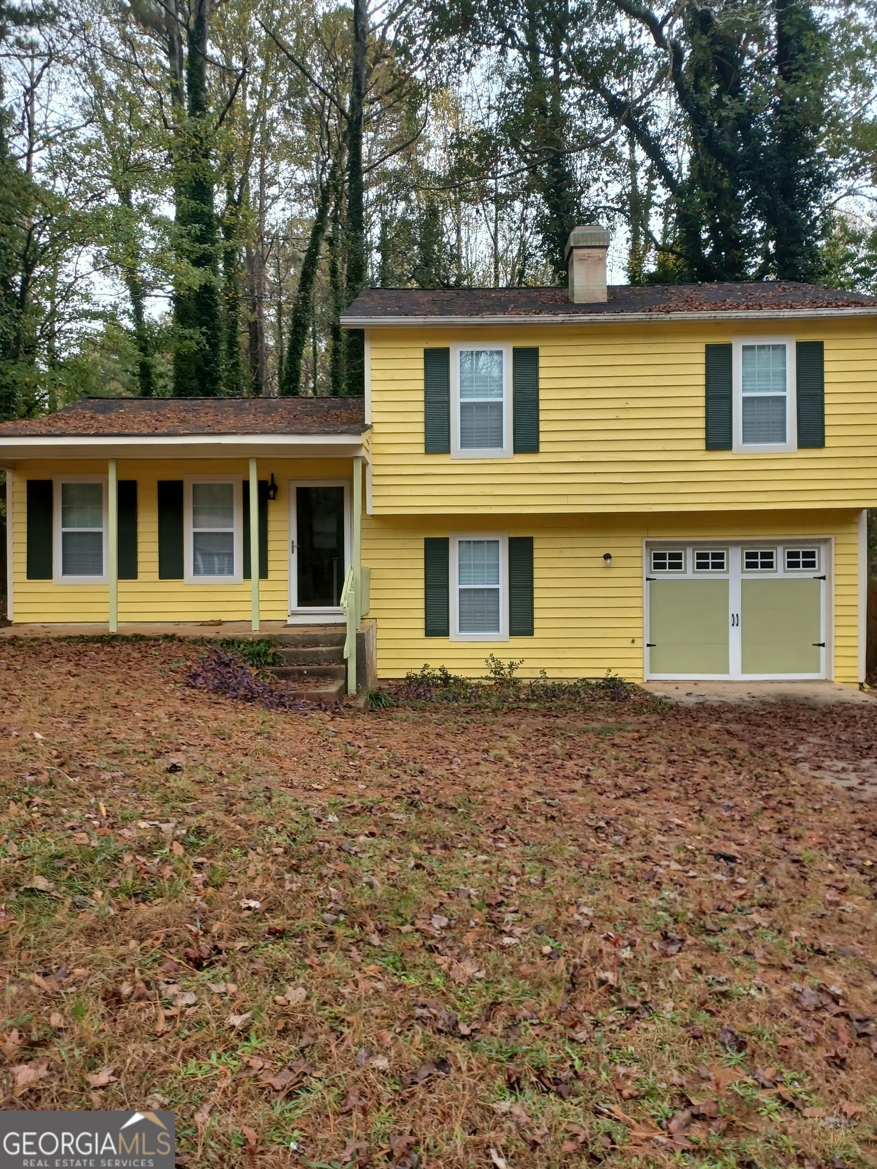 3 bedroom, 2 bathroom, 1,344 sq ft single family residence for sale at 701 Boone Court, Stone Mountain, GA 30088
