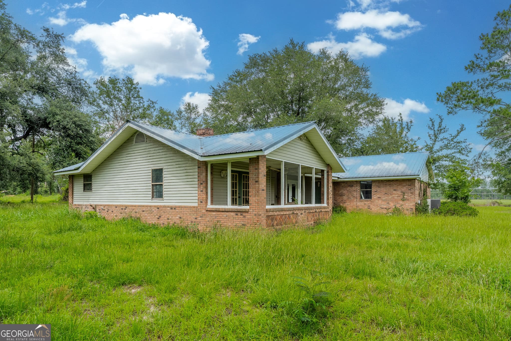 3 bedroom, 2 bathroom, 2,431 sq ft single family residence for sale at 517 Ben Carver Road, Douglas, GA 31535 — photo 7