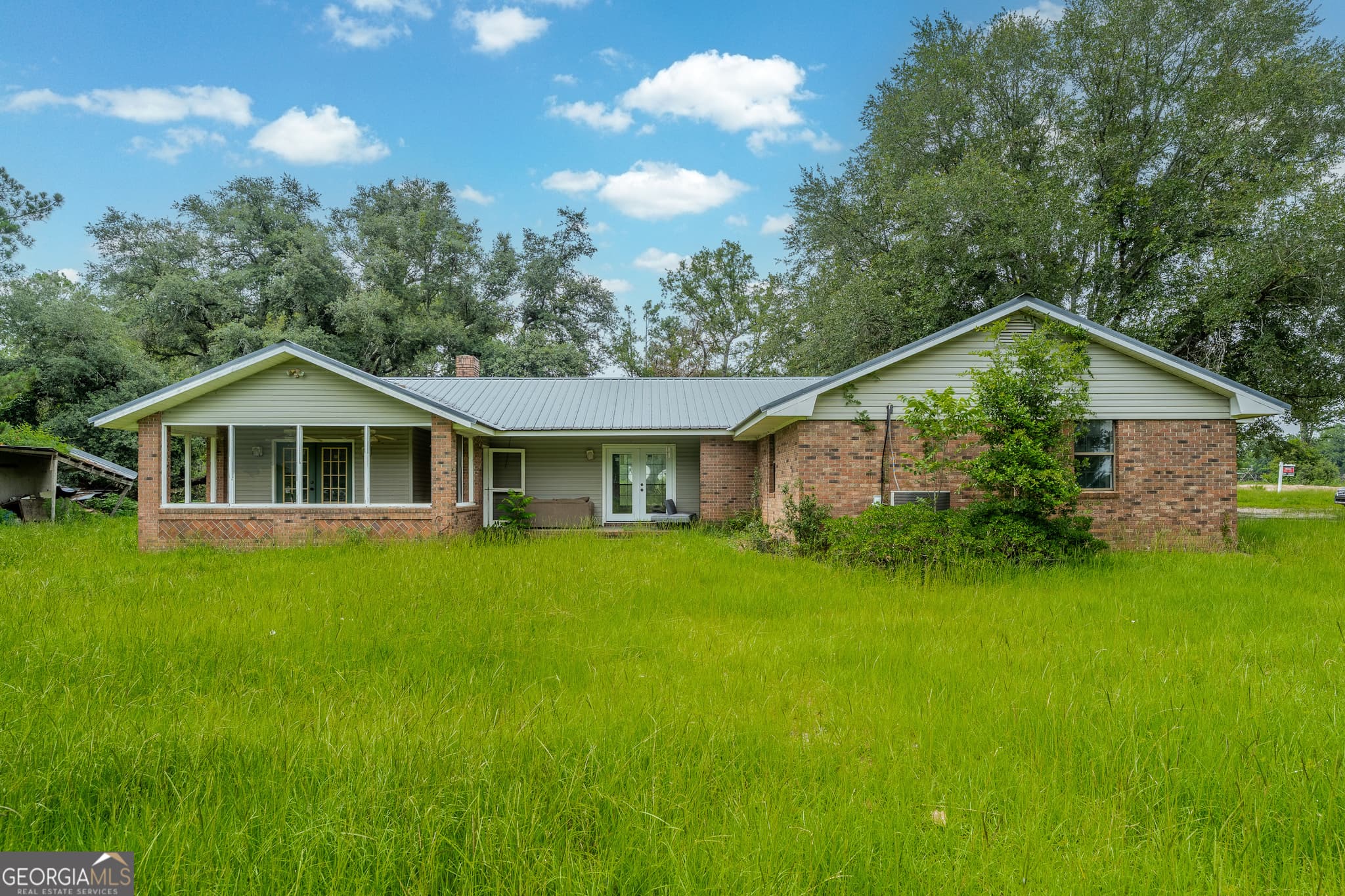 3 bedroom, 2 bathroom, 2,431 sq ft single family residence for sale at 517 Ben Carver Road, Douglas, GA 31535 — photo 8