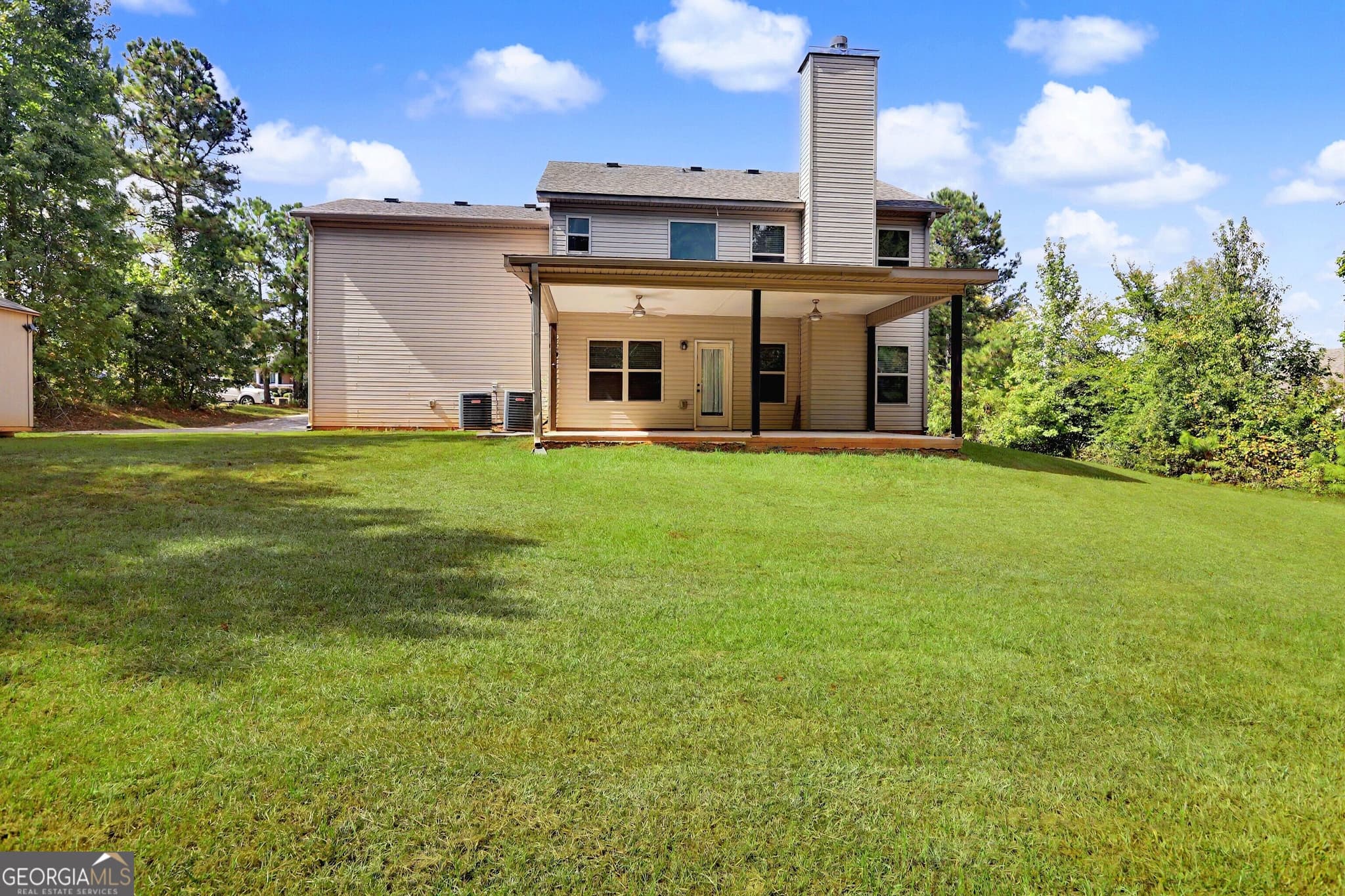 4 bedroom, 2.5 bathroom, 2,348 sq ft single family residence for sale at 370 Emily Circle, Milledgeville, GA 31061 — photo 5
