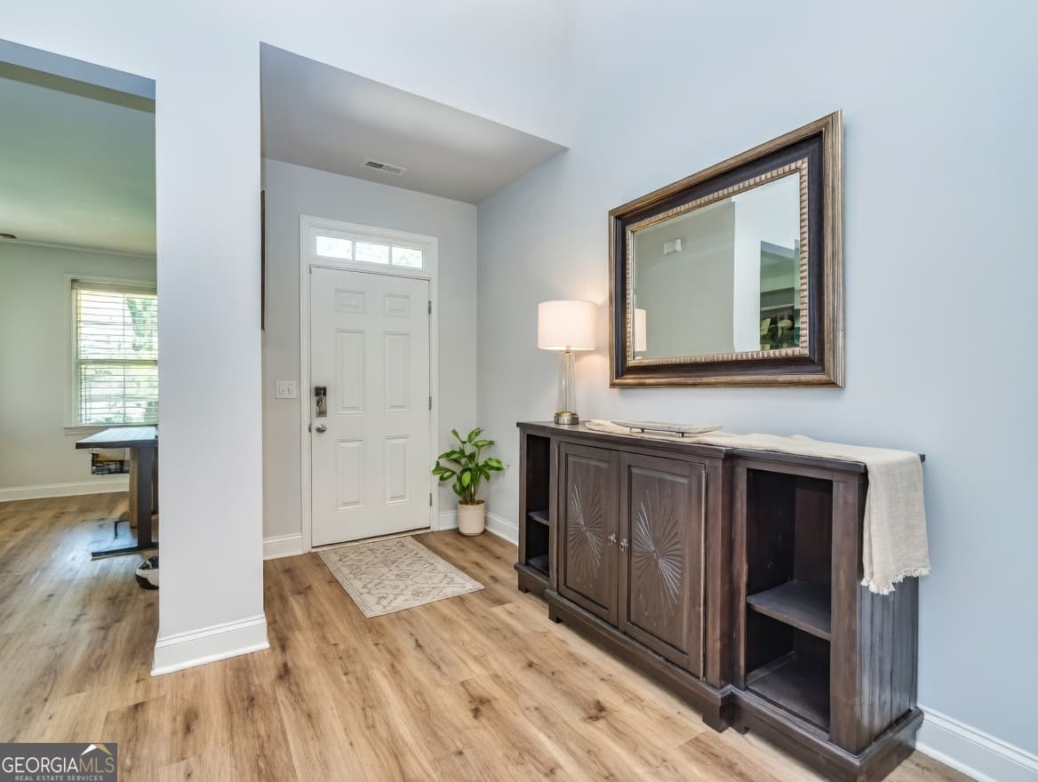 5 bedroom, 3.5 bathroom, 3,137 sq ft single family residence for sale at 623 Cunninghame Court, Peachtree City, GA 30269 — photo 2