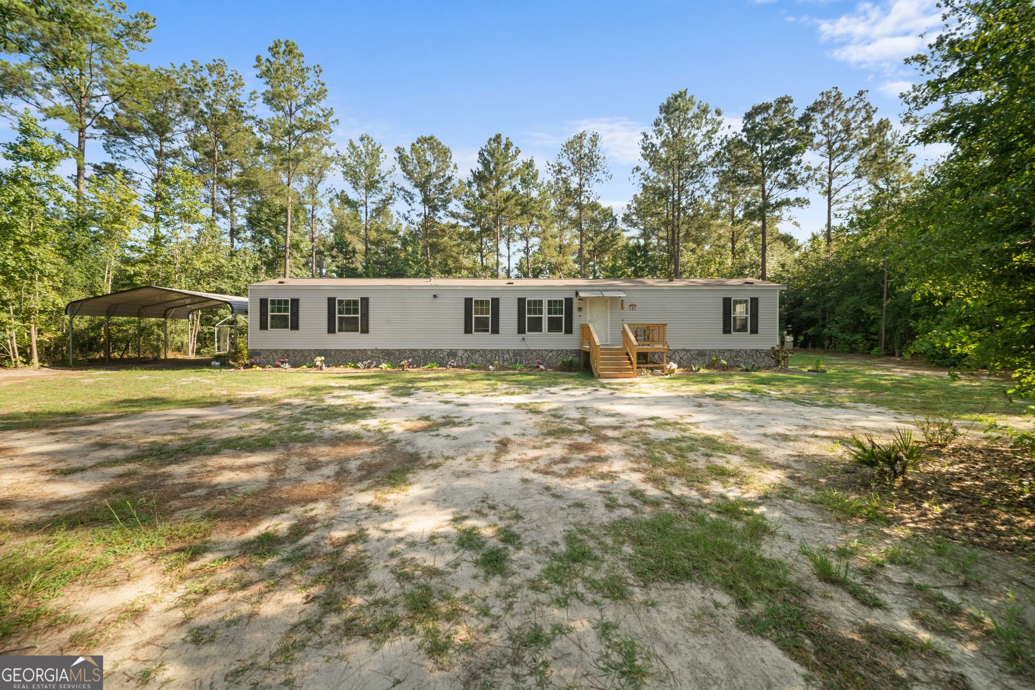3 bedroom, 2 bathroom, 1,280 sq ft single family residence for sale at 138 Loblolly Court, Newington, GA 30446 — photo 2