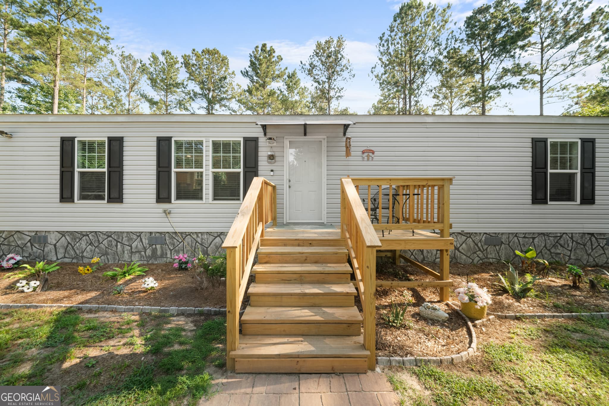 3 bedroom, 2 bathroom, 1,280 sq ft single family residence for sale at 138 Loblolly Court, Newington, GA 30446 — photo 3
