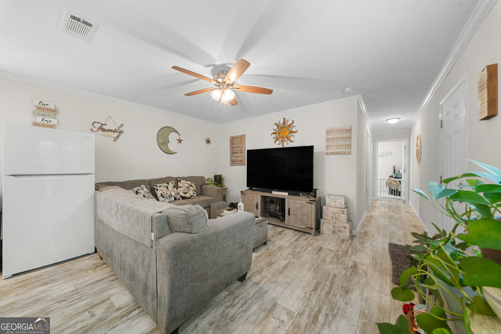 3 bedroom, 2 bathroom, 1,280 sq ft single family residence for sale at 138 Loblolly Court, Newington, GA 30446 — photo 5