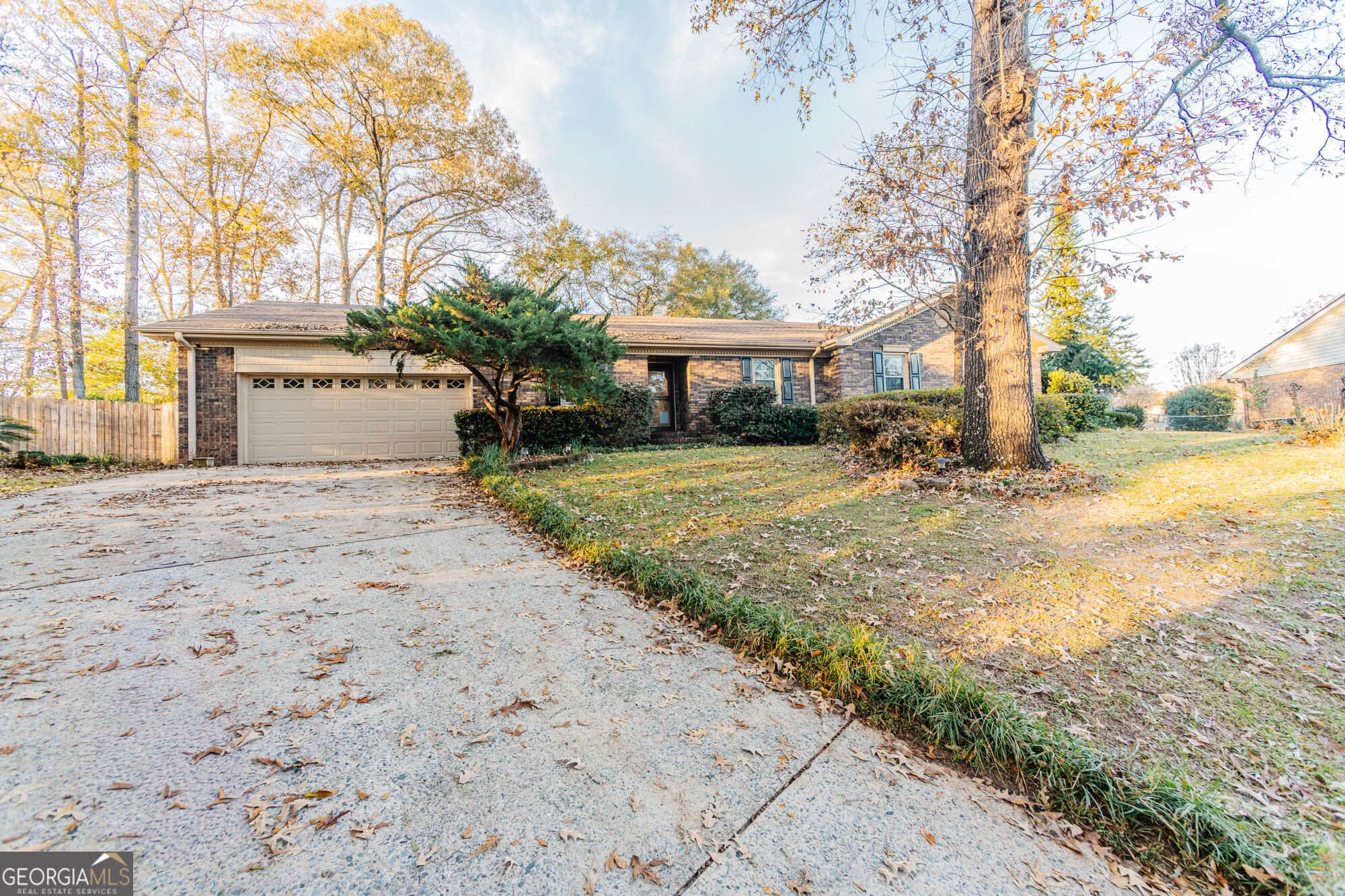 4 bedroom, 2.5 bathroom, 1,794 sq ft single family residence for sale at 117 Crestwood Court, Centerville, GA 31028 — photo 2