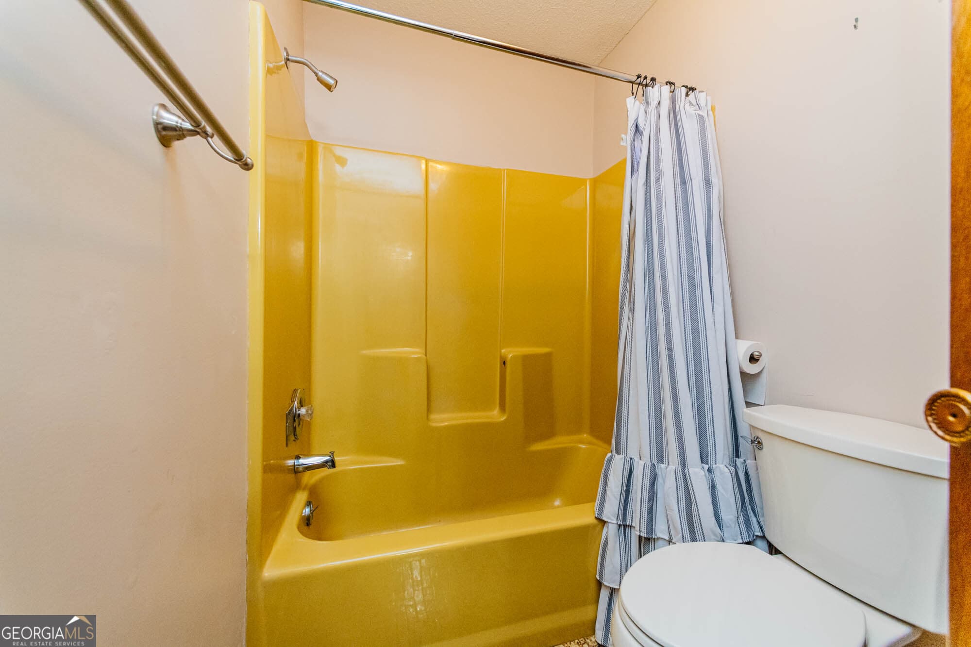 4 bedroom, 2.5 bathroom, 1,794 sq ft single family residence for sale at 117 Crestwood Court, Centerville, GA 31028 — photo 9