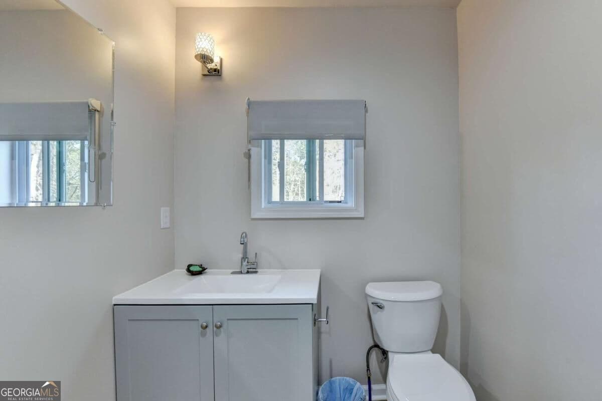 6 bedroom, 5 bathroom single family residence for sale at 553 Appalachee Ridge Road, Auburn, GA 30011 — photo 8
