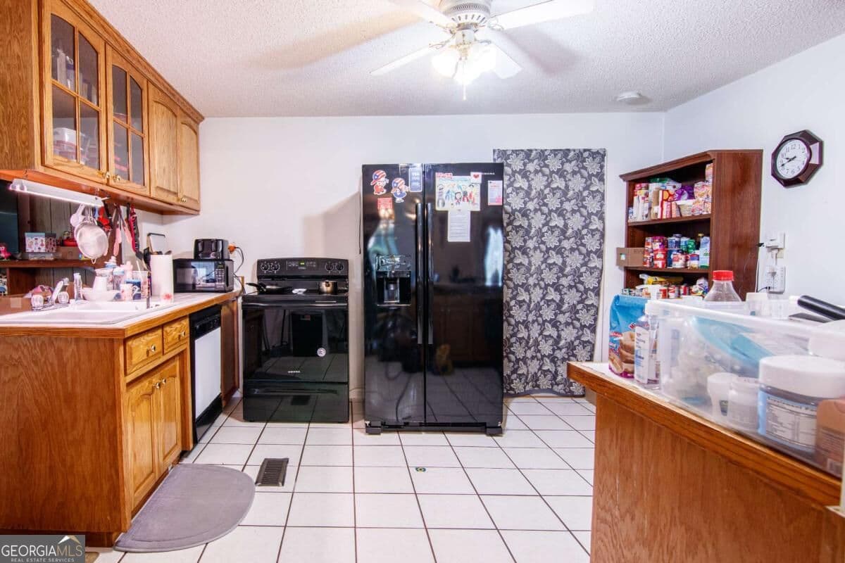 3 bedroom, 2 bathroom single family residence for sale at 604 Jackson Street, Nashville, GA 31639 — photo 9