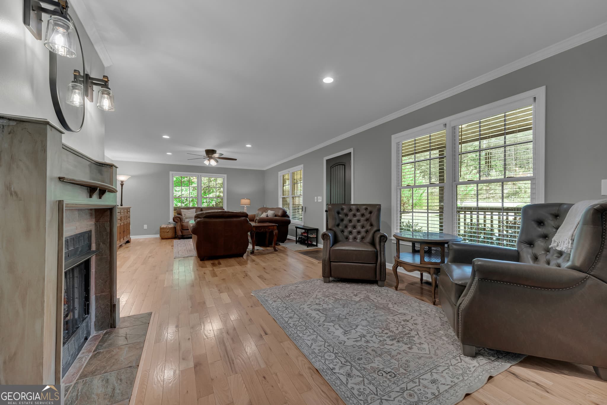 3 bedroom, 2.5 bathroom, 2,560 sq ft single family residence for sale at 946 Riverdale Road, Toccoa, GA 30577 — photo 9