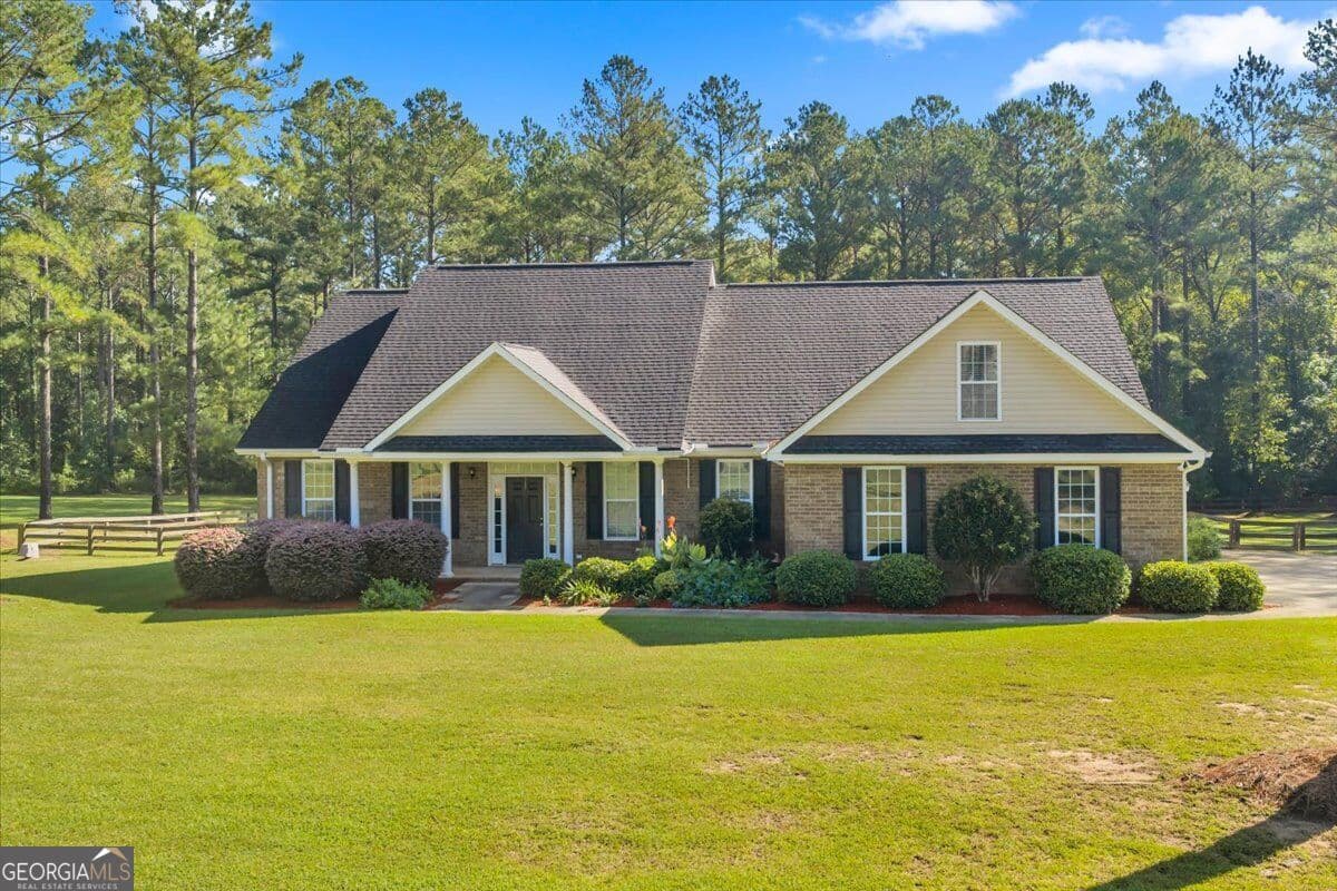 4 bedroom, 3 bathroom, 2,825 sq ft single family residence for sale at 362 Old Pine Road, Dudley, GA 31022