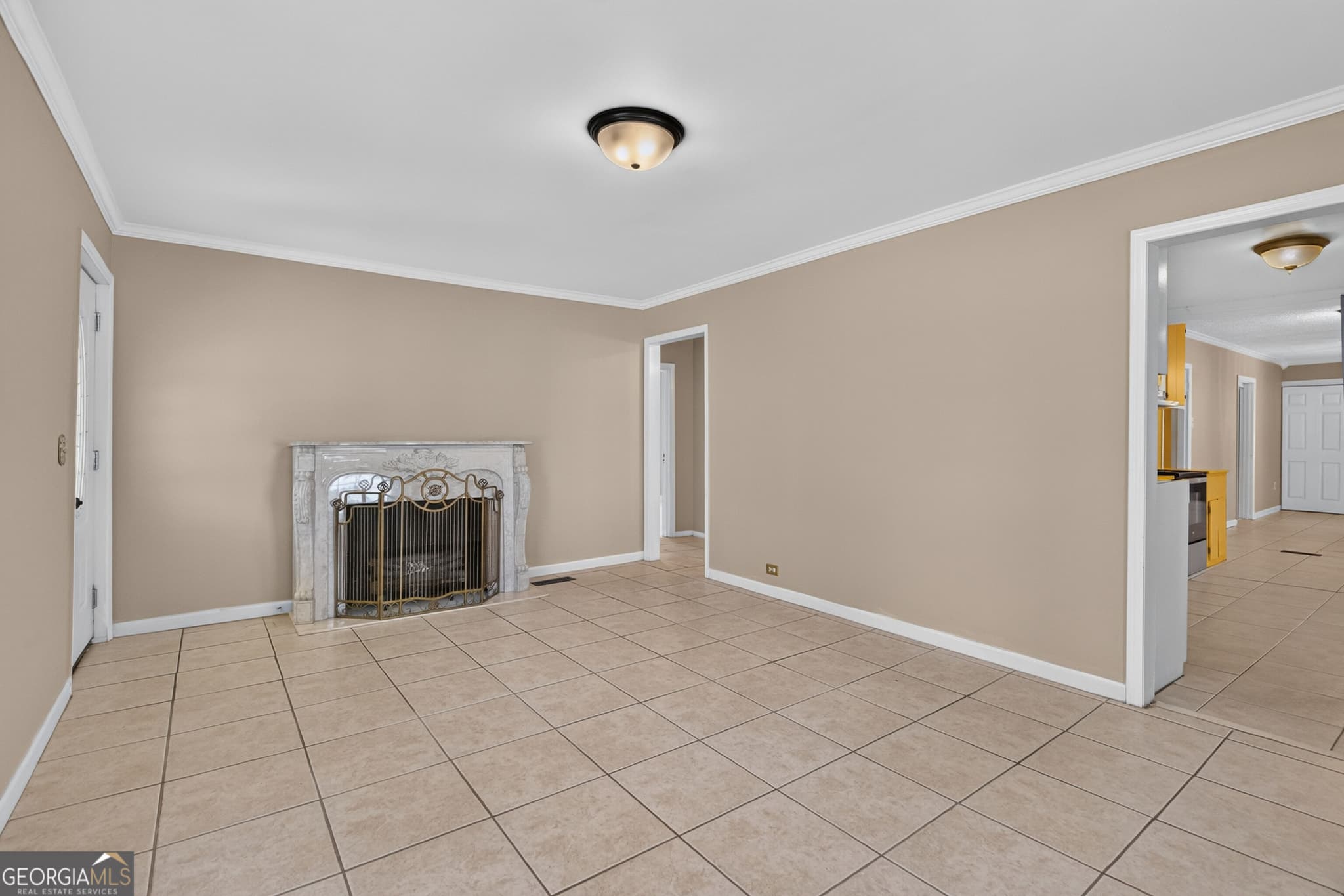 5 bedroom, 3 bathroom, 2,669 sq ft single family residence for sale at 2229 Lee Street, Brunswick, GA 31520 — photo 4