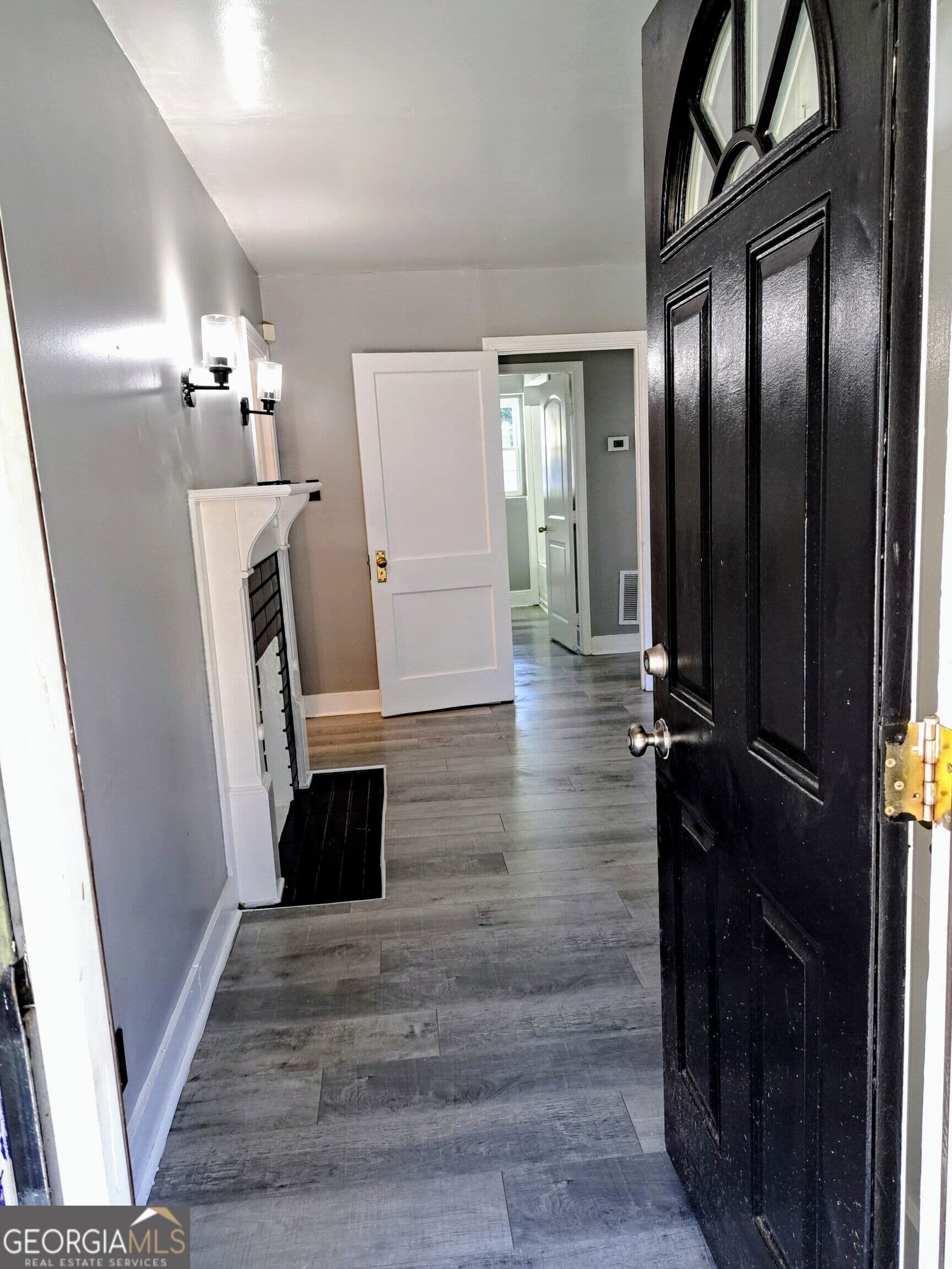 2 bedroom, 1 bathroom, 1,310 sq ft single family residence for rent at 1928 Columbia Drive, Decatur, GA 30032 for $2,000 a month — photo 3