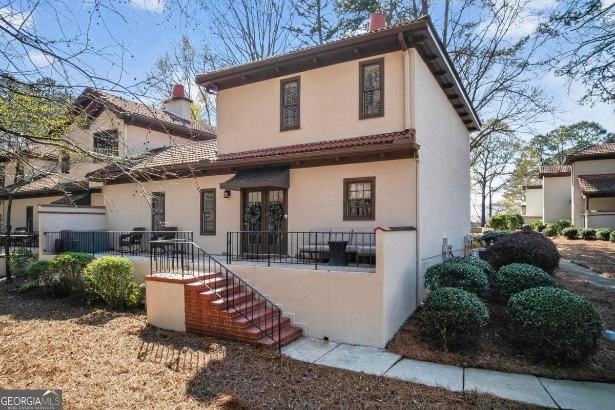3 bedroom, 2 bathroom, 1,814 sq ft townhouse for sale at 1432 Club Drive, Greensboro, GA 30642 — photo 7