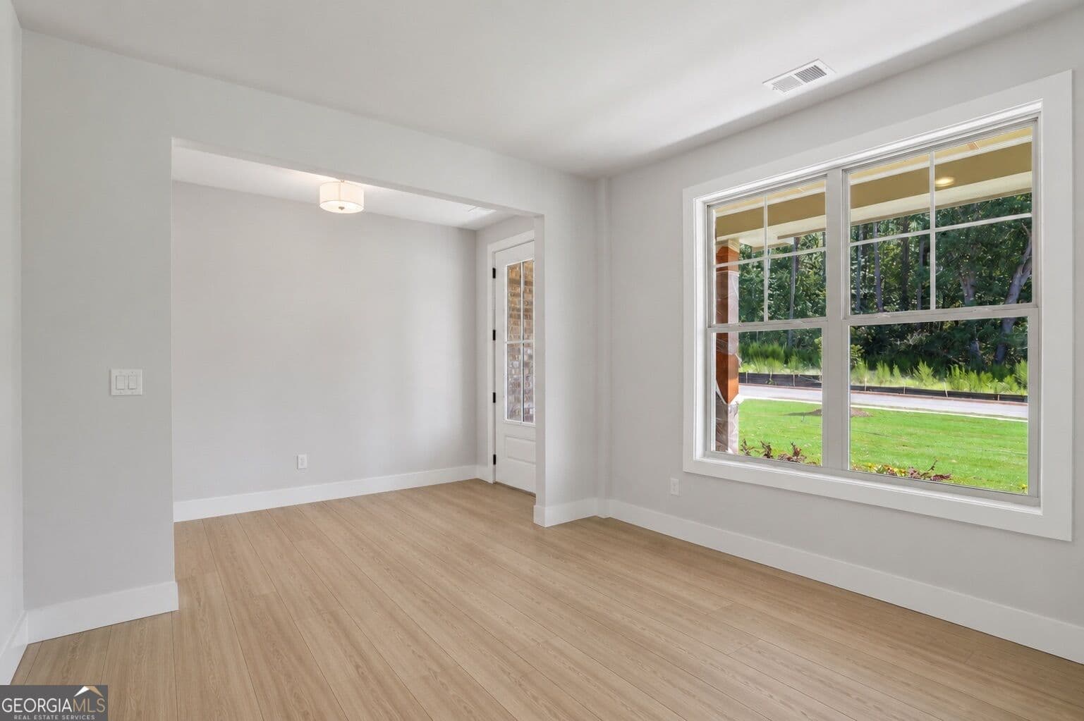 5 bedroom, 3 bathroom, 2,676 sq ft single family residence for sale at 116 Patillo Manor 04, Stockbridge, GA 30281 — photo 6