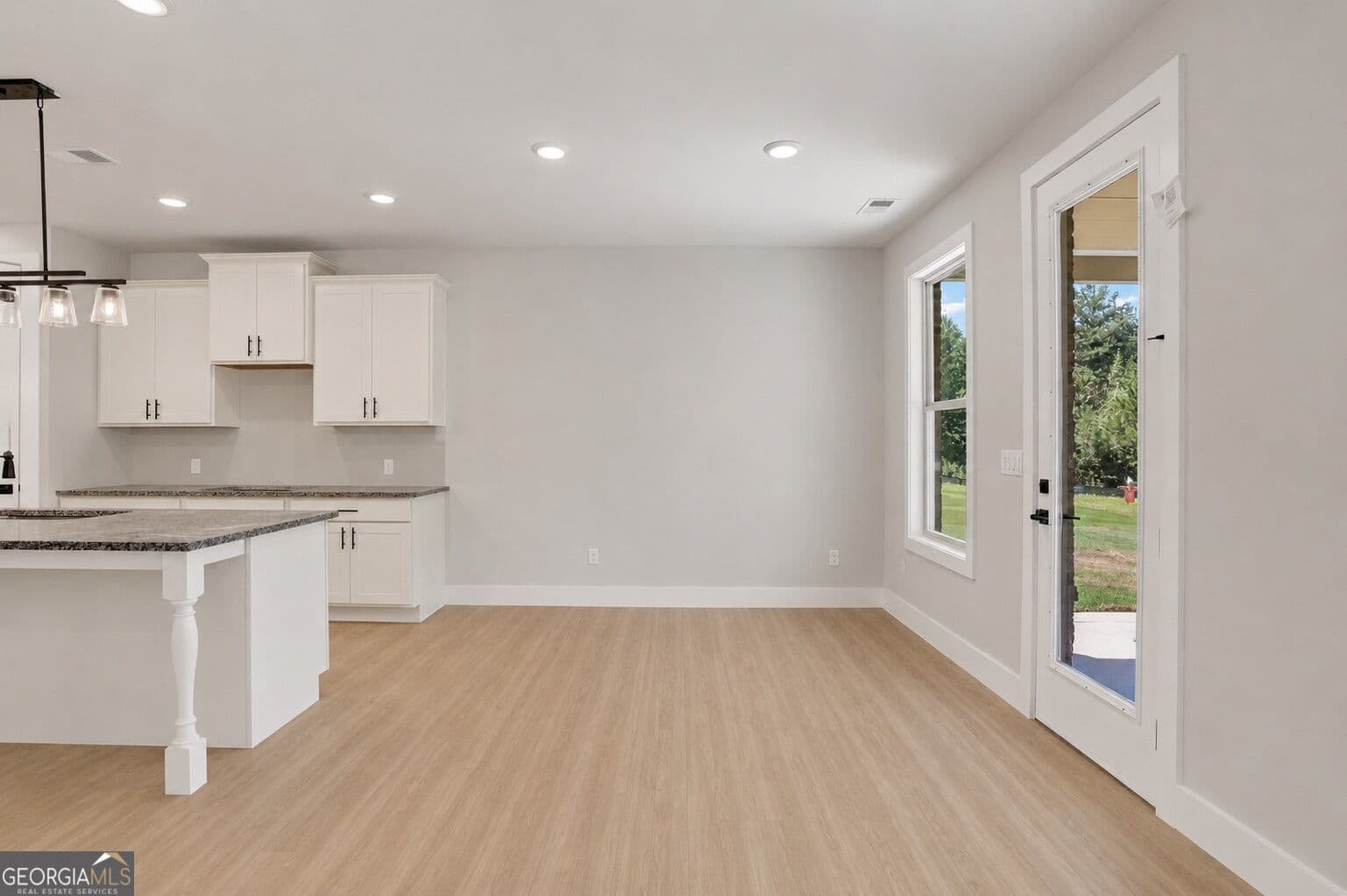 5 bedroom, 3 bathroom, 2,676 sq ft single family residence for sale at 116 Patillo Manor 04, Stockbridge, GA 30281 — photo 9